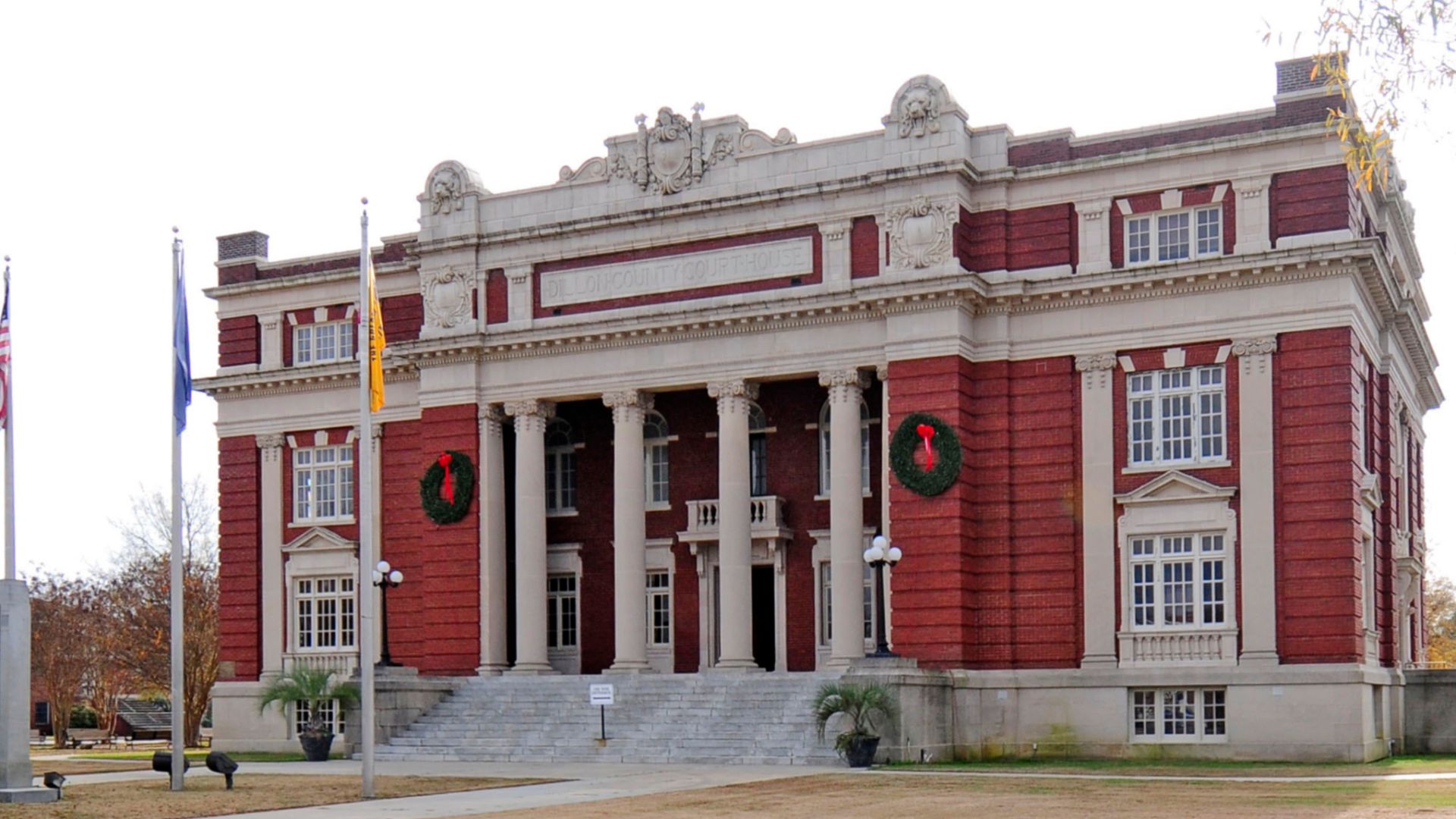 File:Dillon County Courthouse.jpg