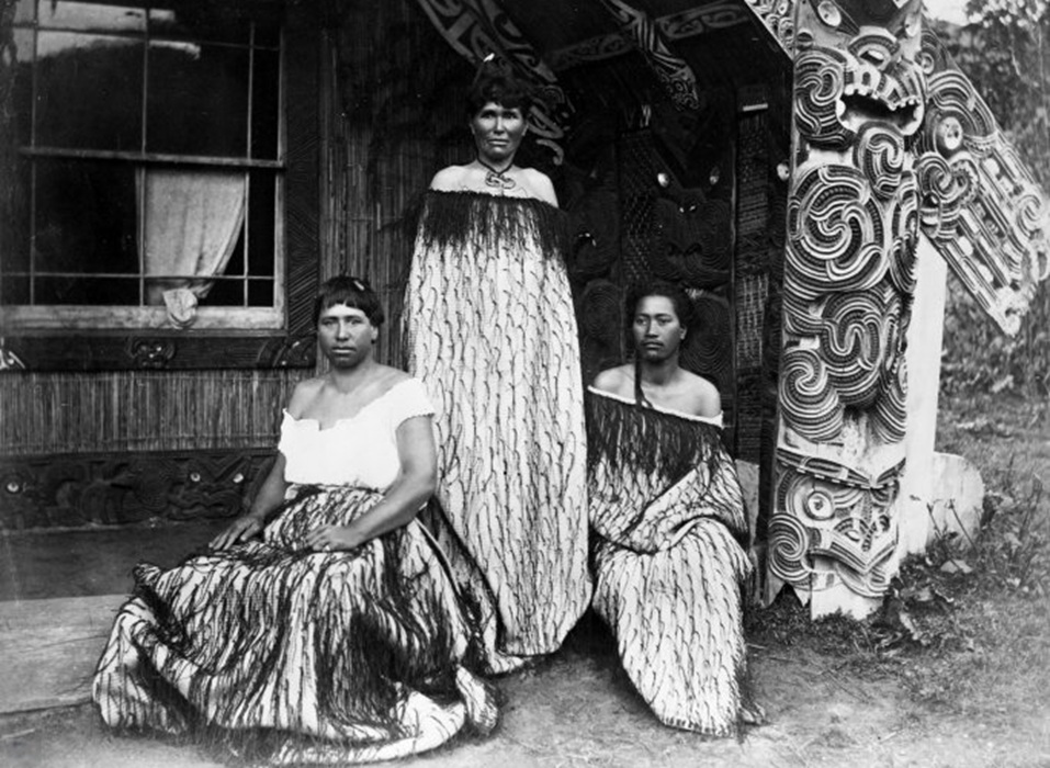 Guides At Hinemihi Meeting House