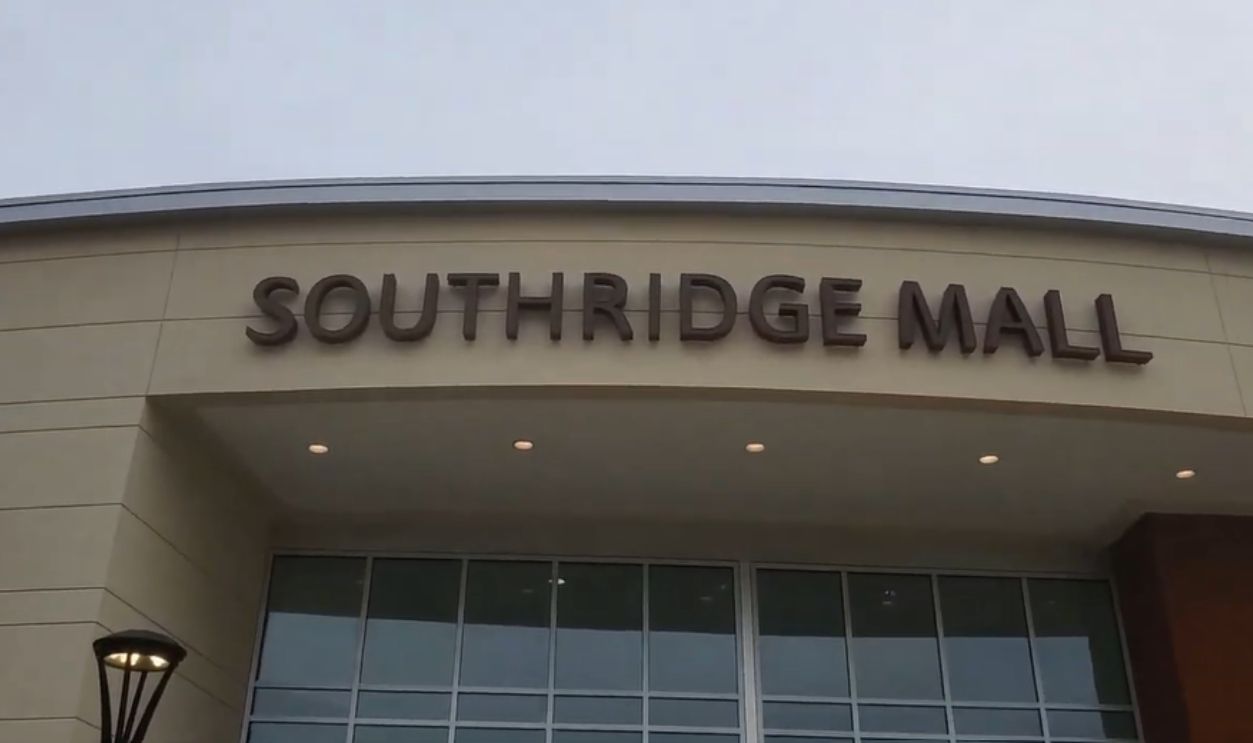 Southridge Mall (Greendale, Wisconsin)