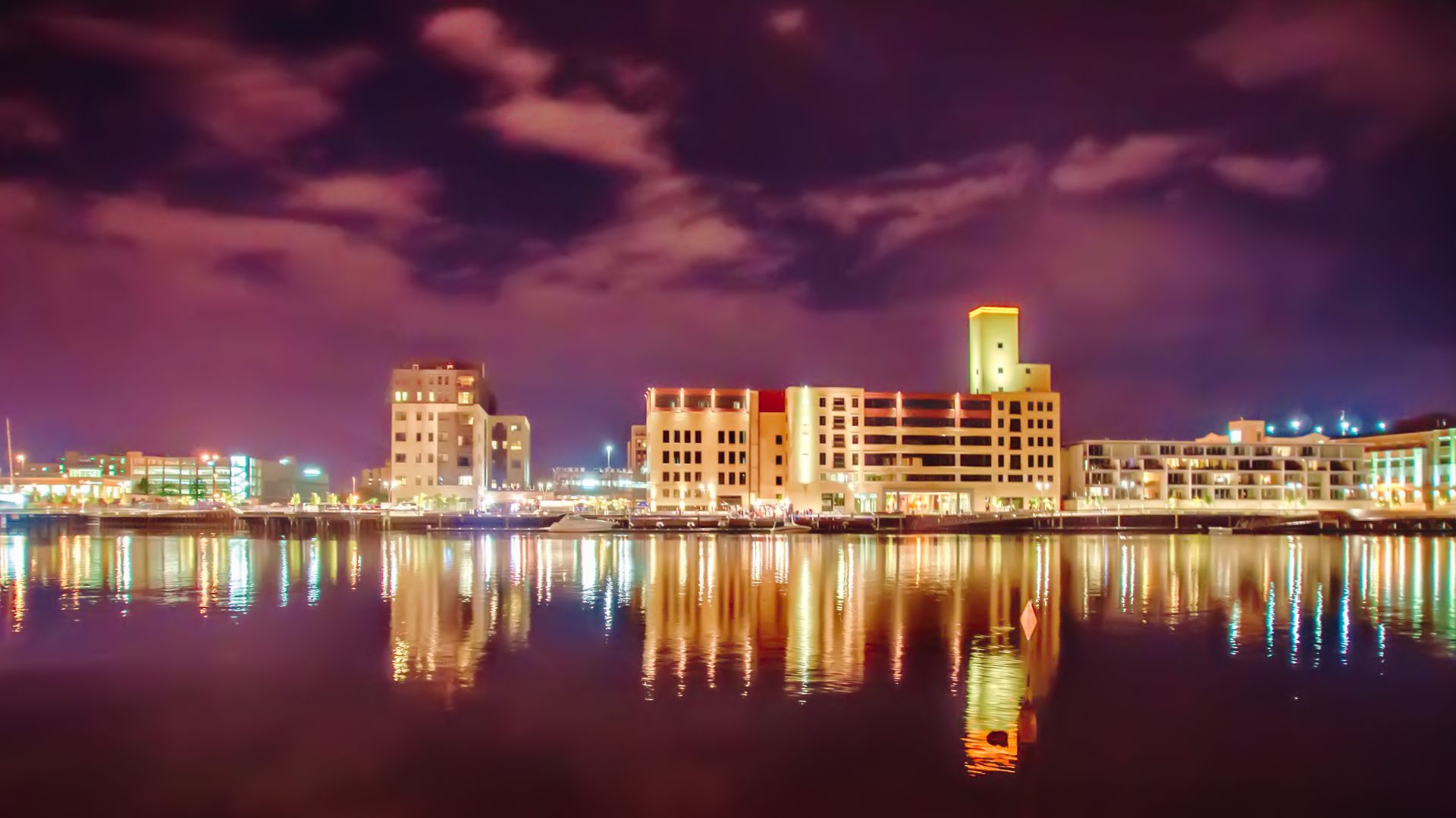 File:Downtown Green Bay.JPG