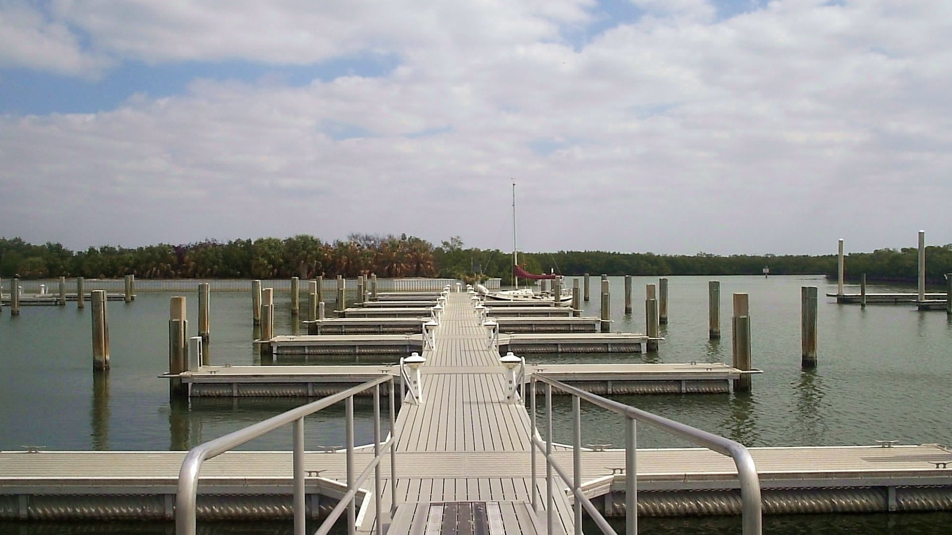File:Caladesi island marina02.jpg