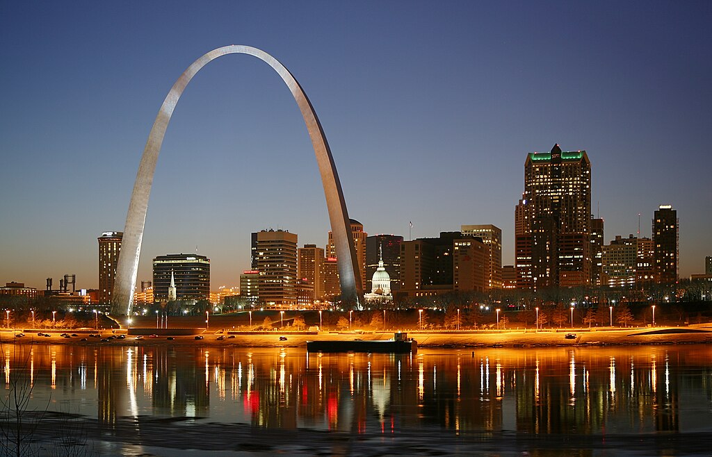St. Louis on the Mississippi river by night.