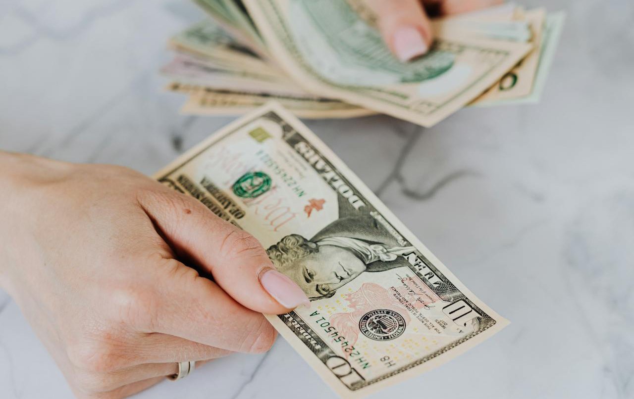 Person Counting Cash Money