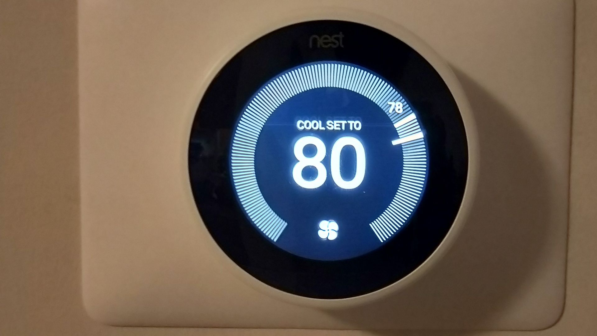 File:Nest learning thermostat in living room.jpg