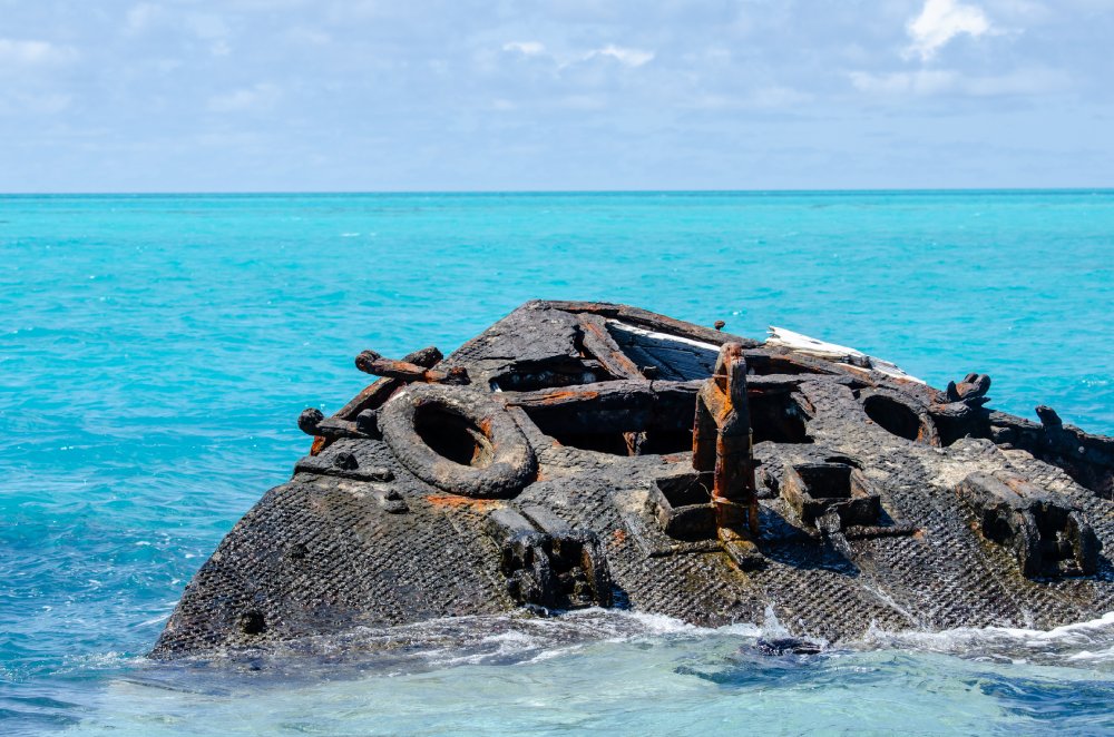 Close Up Photo from boat ride to see the sunken HMS Vixen in Bermuda