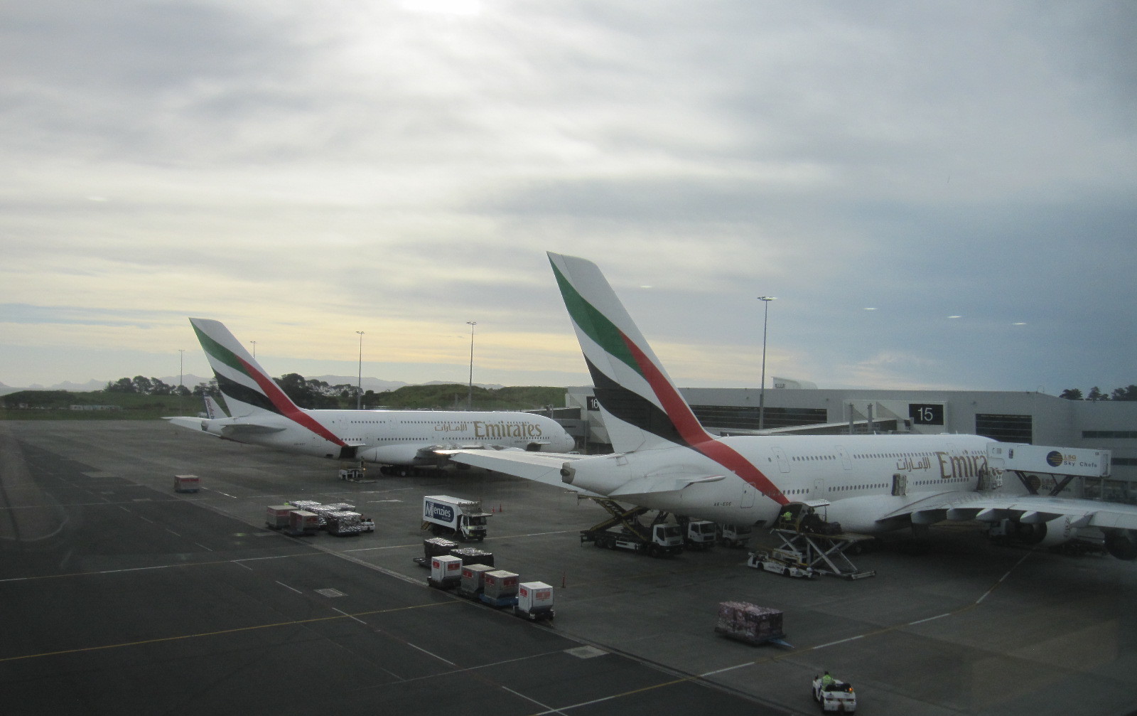 Auckland To Dubai