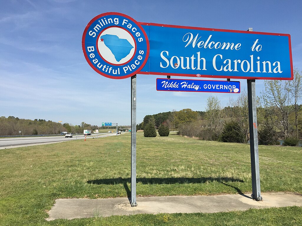 Welcome To South Carolina  Sign Along Northbound Interstate