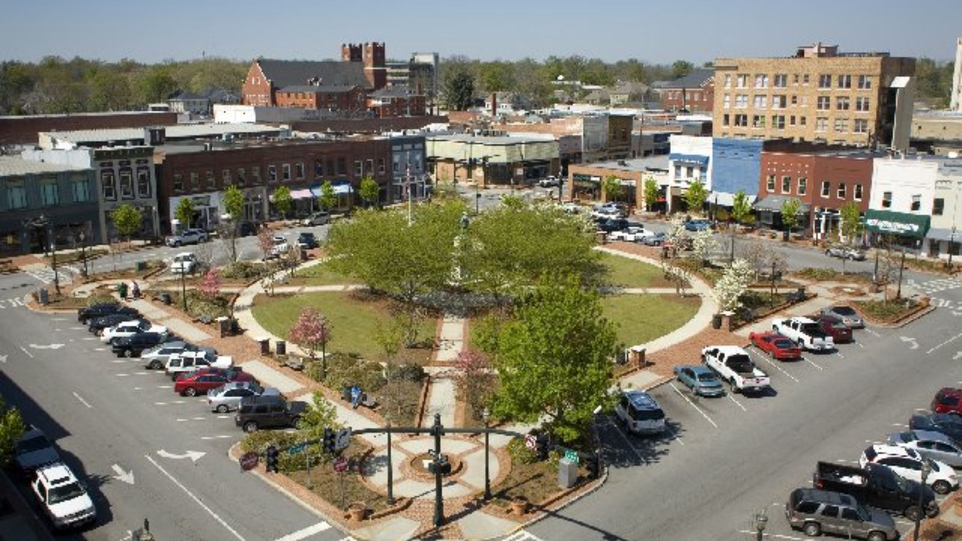 File:Gainesville Downtown-square-2-p3.jpg