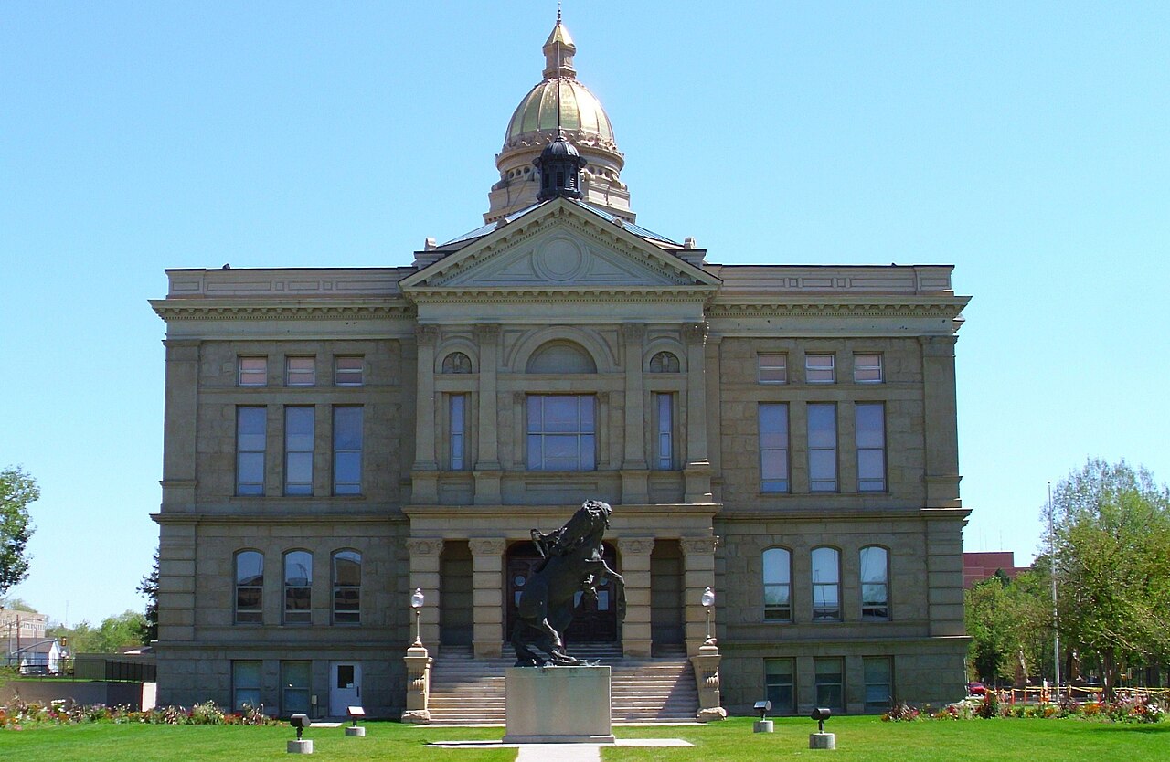 A view of Wyoming State Capitol West Facade