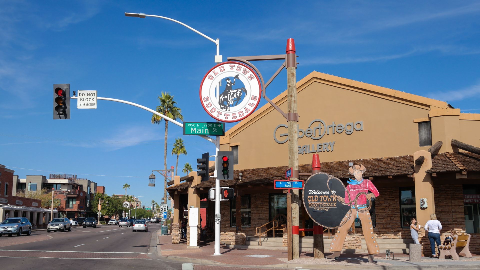 File:Old Town (Scottsdale, Arizona).jpg