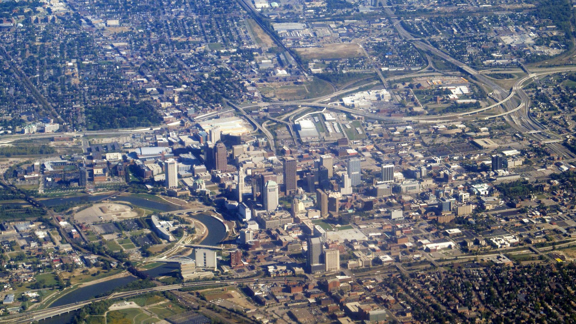File:Aerial view of Columbus, Ohio, September 2015.JPG