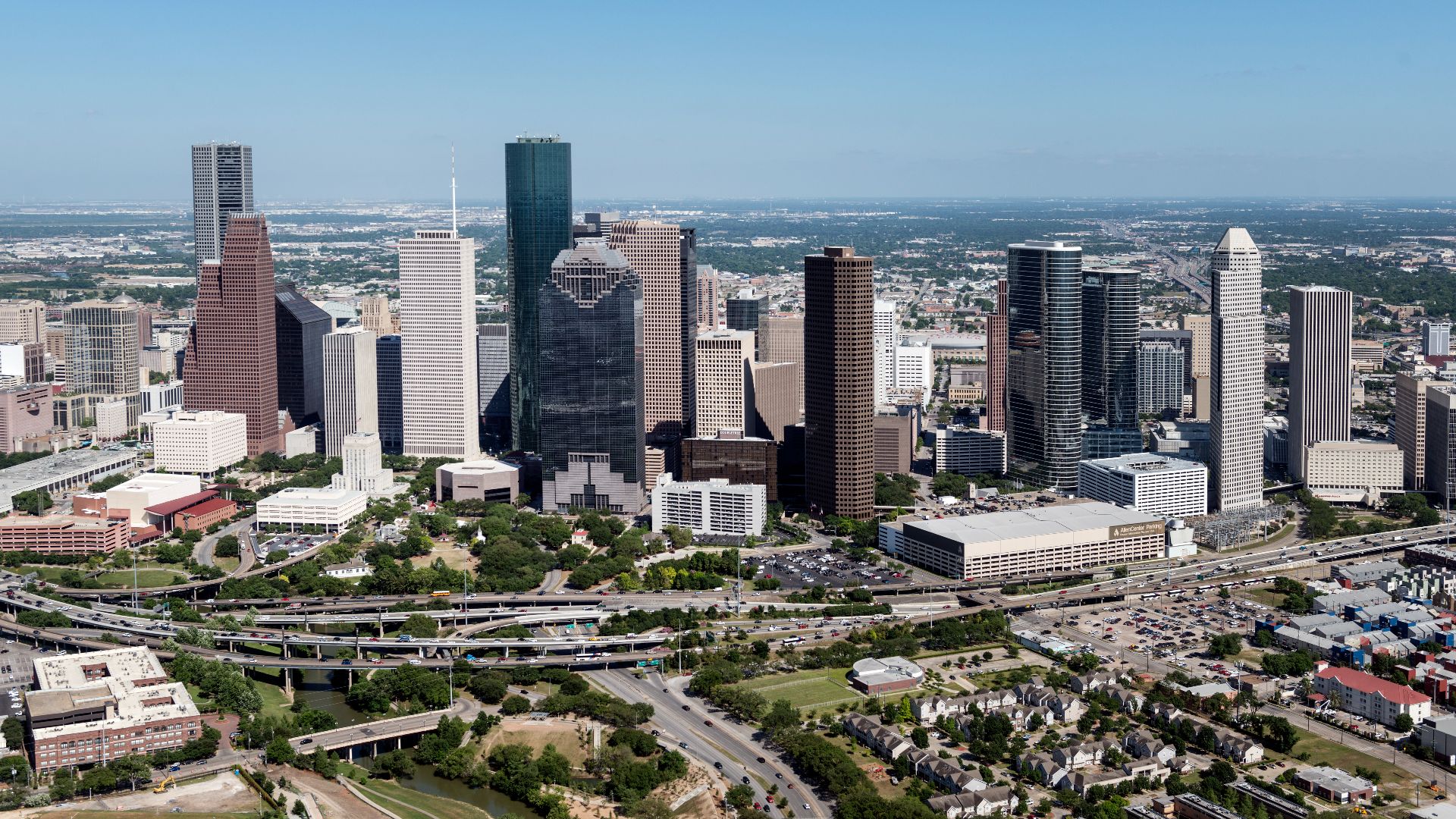 File:Aerial views of the Houston, Texas, skyline in 2014 LCCN2014632225.jpg
