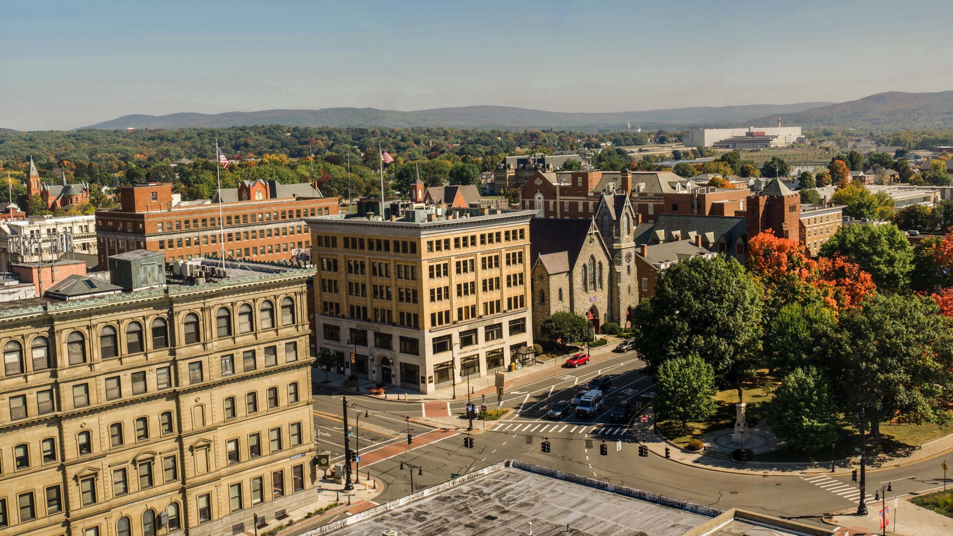 File:Downtown and Park Square, Pittsfield, Massachusetts.jpg