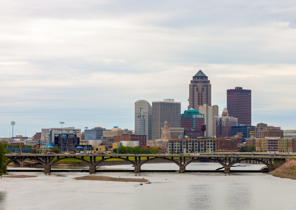The image showcases a Vibrant urban scene of Des Moines, Iowa
