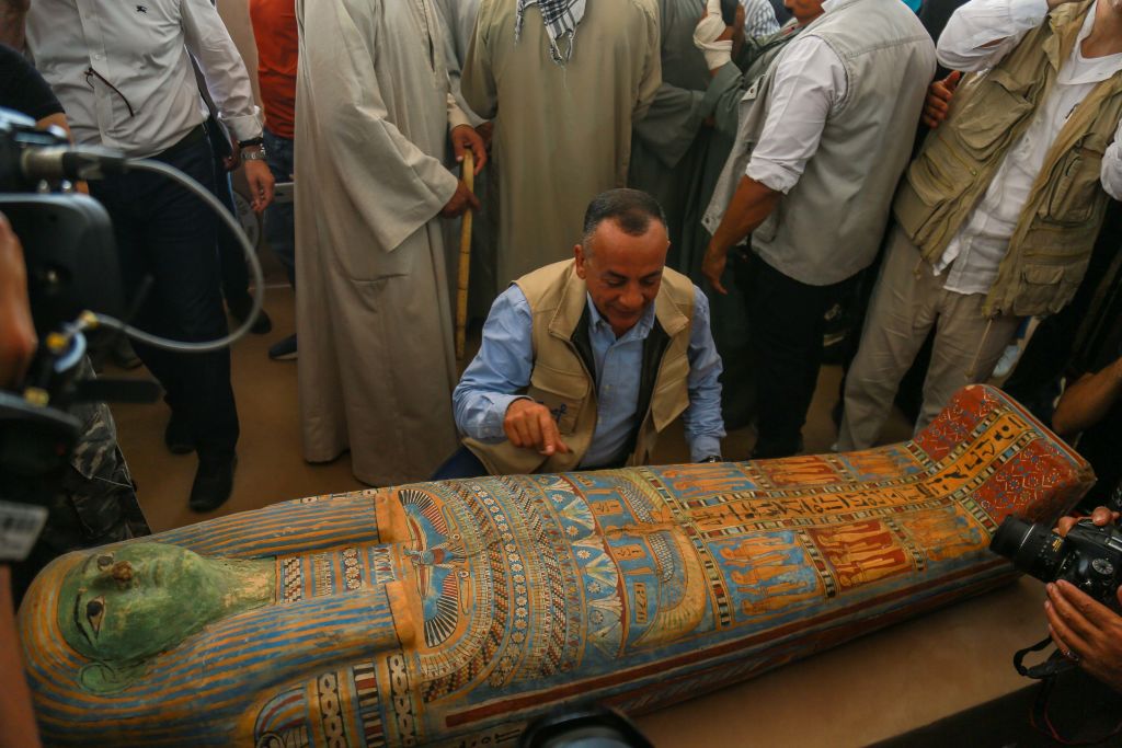Egyptian Archaeologists Discover the biggest Embalming Workshop