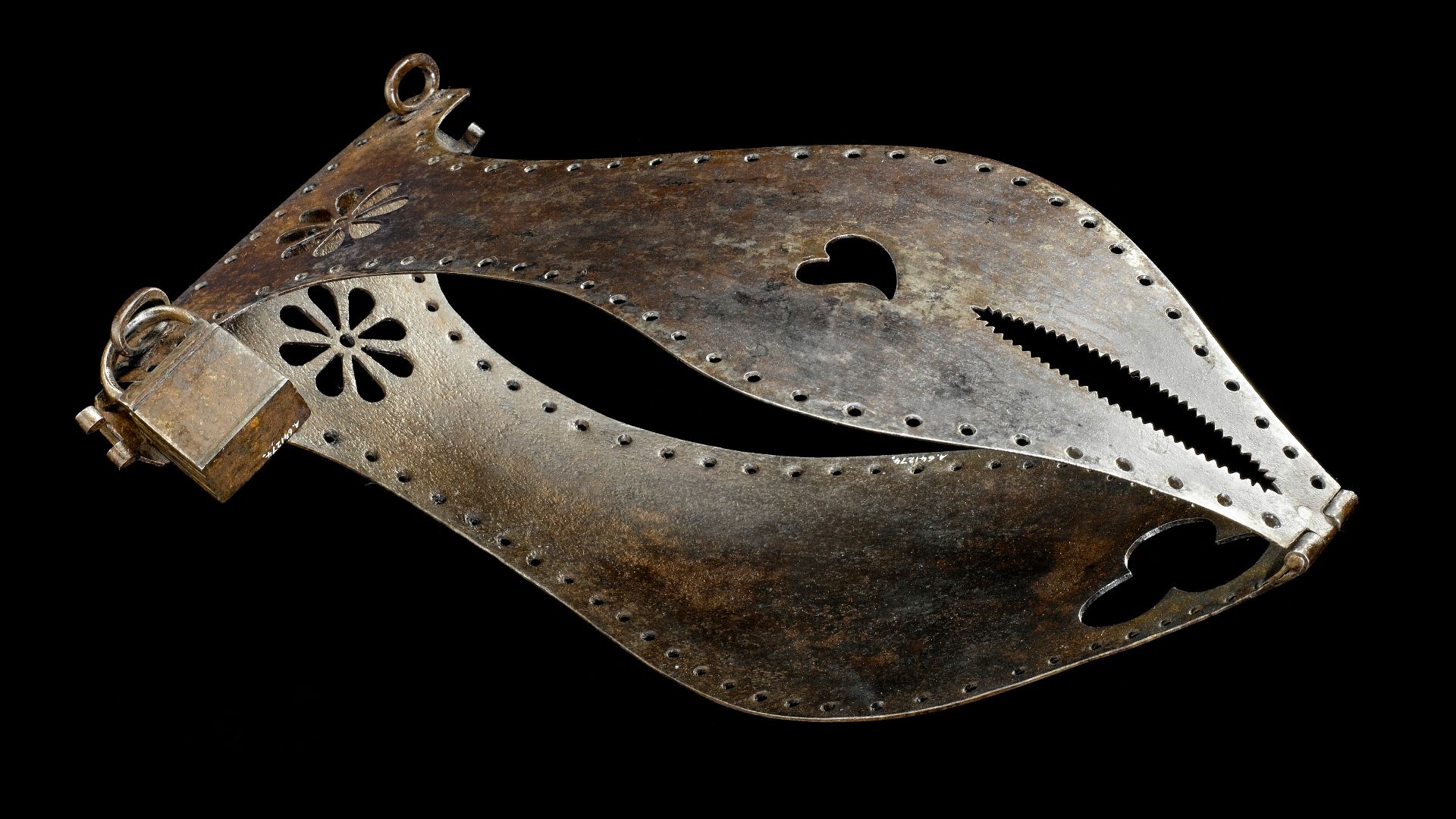 File:Iron chastity belt, Europe Wellcome L0058586.jpg