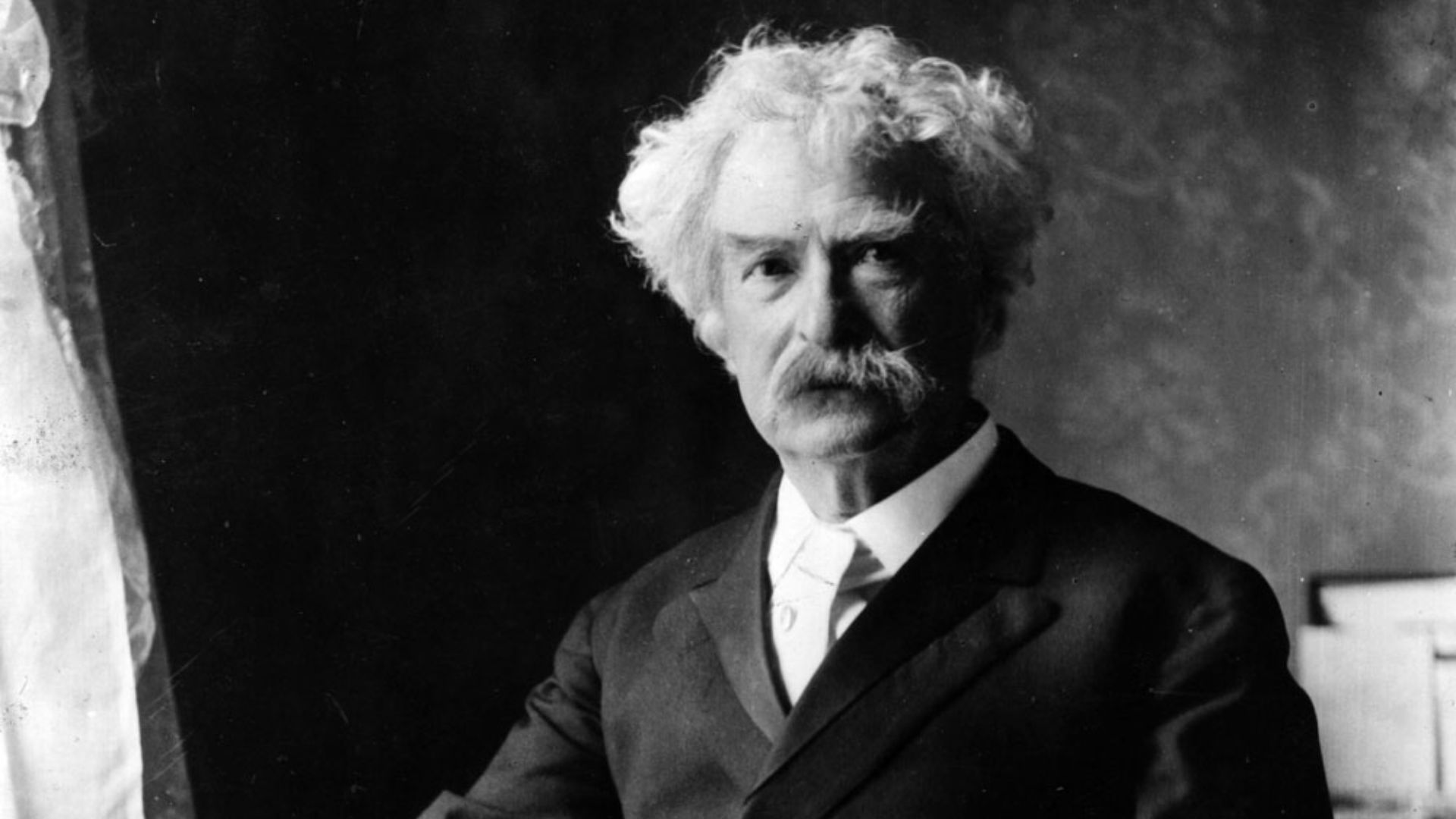 File:Mark Twain by Ernest H Mills, c1895.jpg