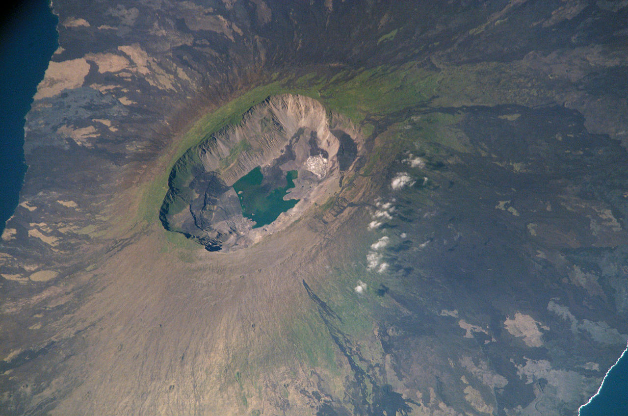 La Cumbre volcano, Fernandina Island, Galapagos