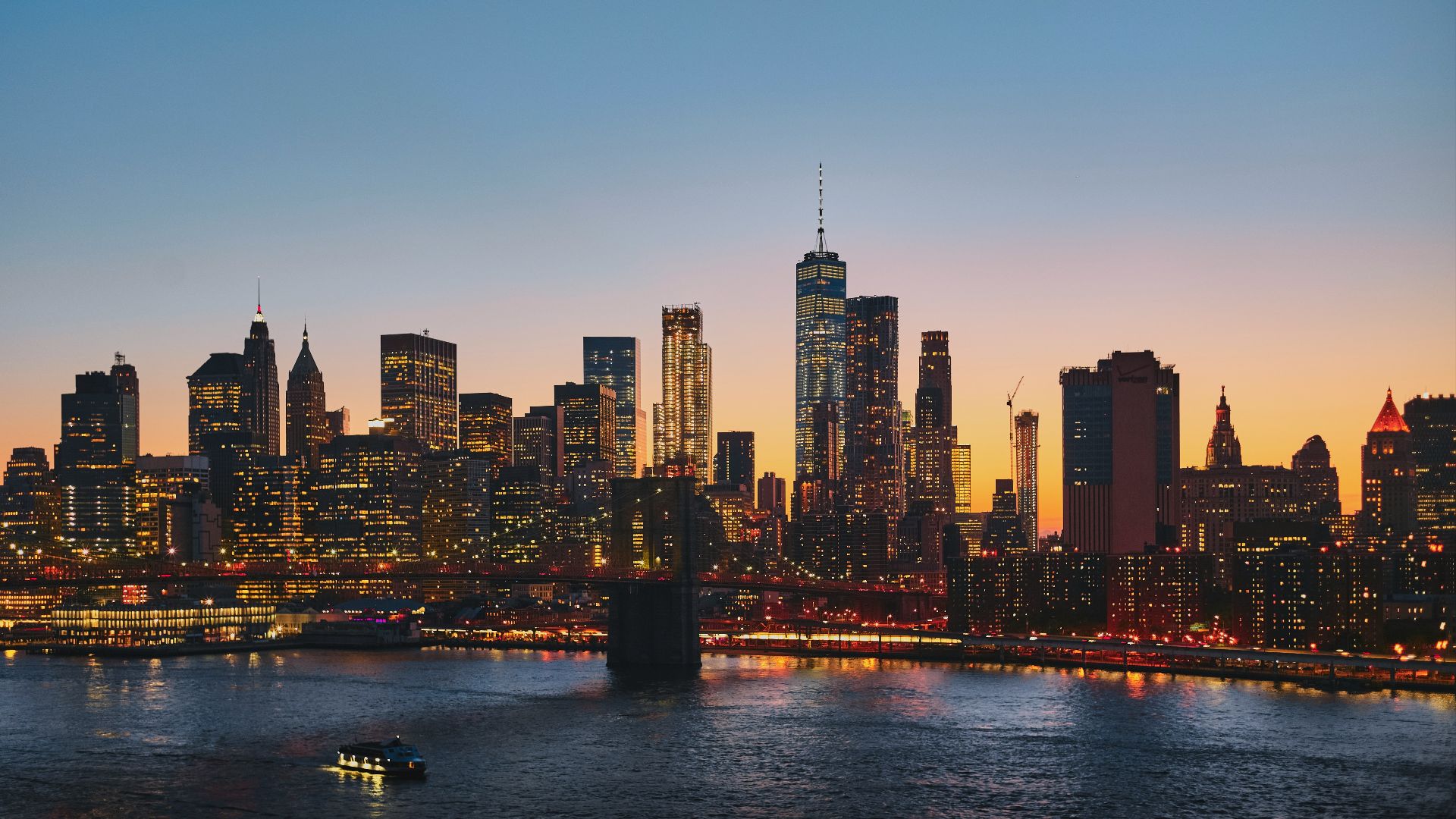 panoramic photography of Brooklyn Bridge