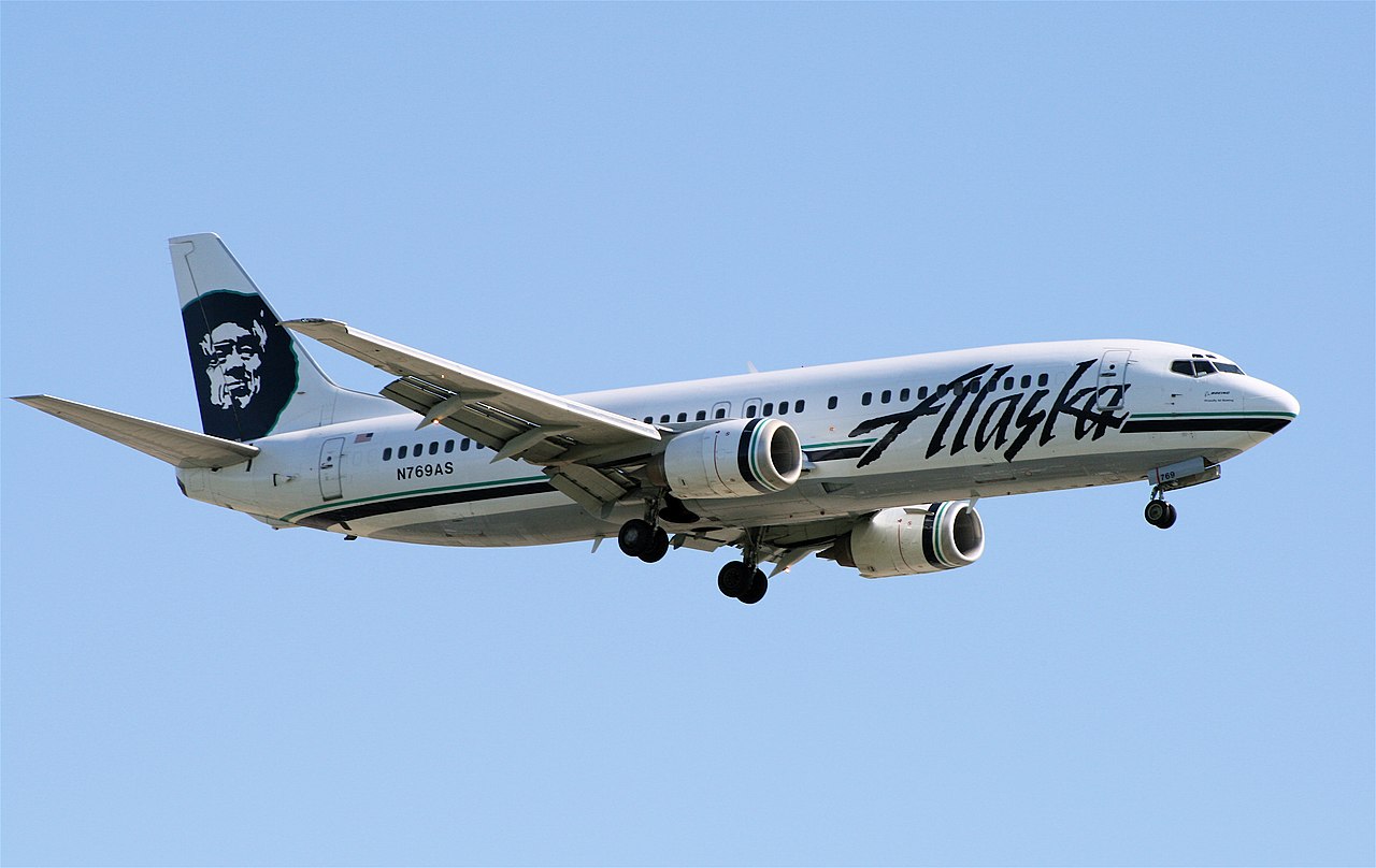 Alaska Airlines Boeing landing at Vancouver International Airport