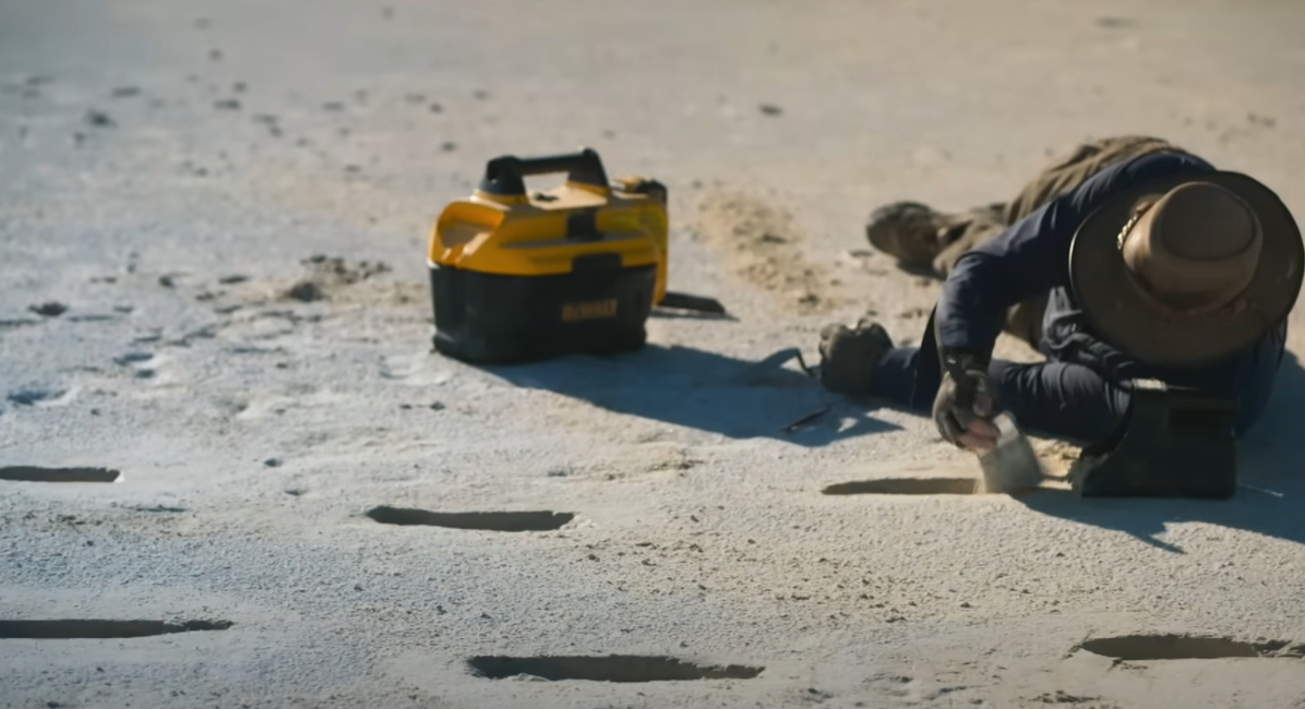 Screenshot of Ice Age Footprints (2022)