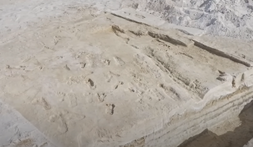Screenshot Ancient footprints in New Mexico