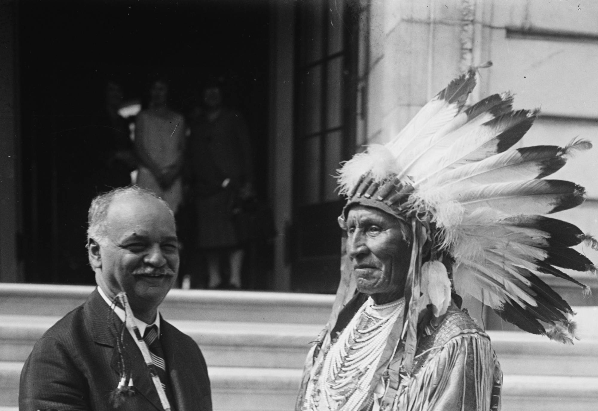 Vice President Curtis Receives Peace Pipe From Chief Red Tomahawk, Slayer Of Sitting Bull. Chief Red Tomahawk, Leader Of The Sioux Nation And Credited With Having Killed Sitting Bull, Lccn2016889 (1)
