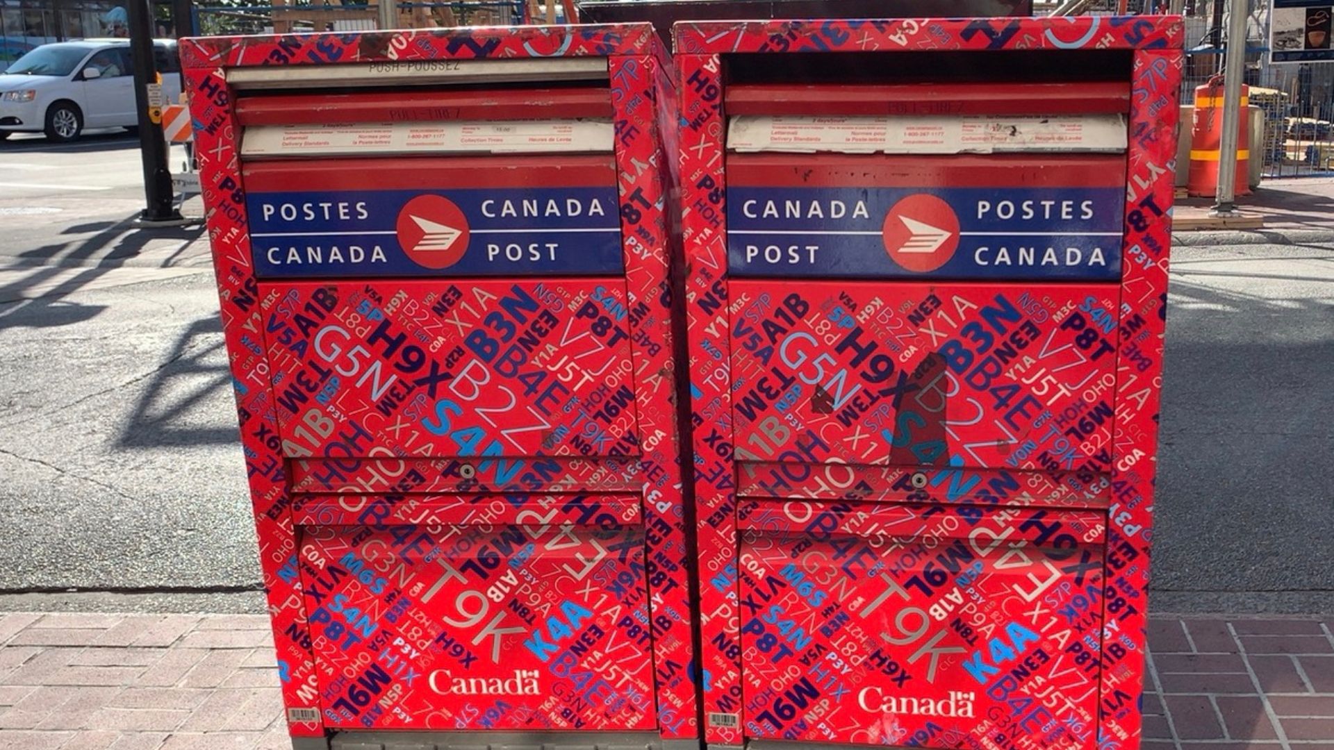File:CANADA POST Post.jpg