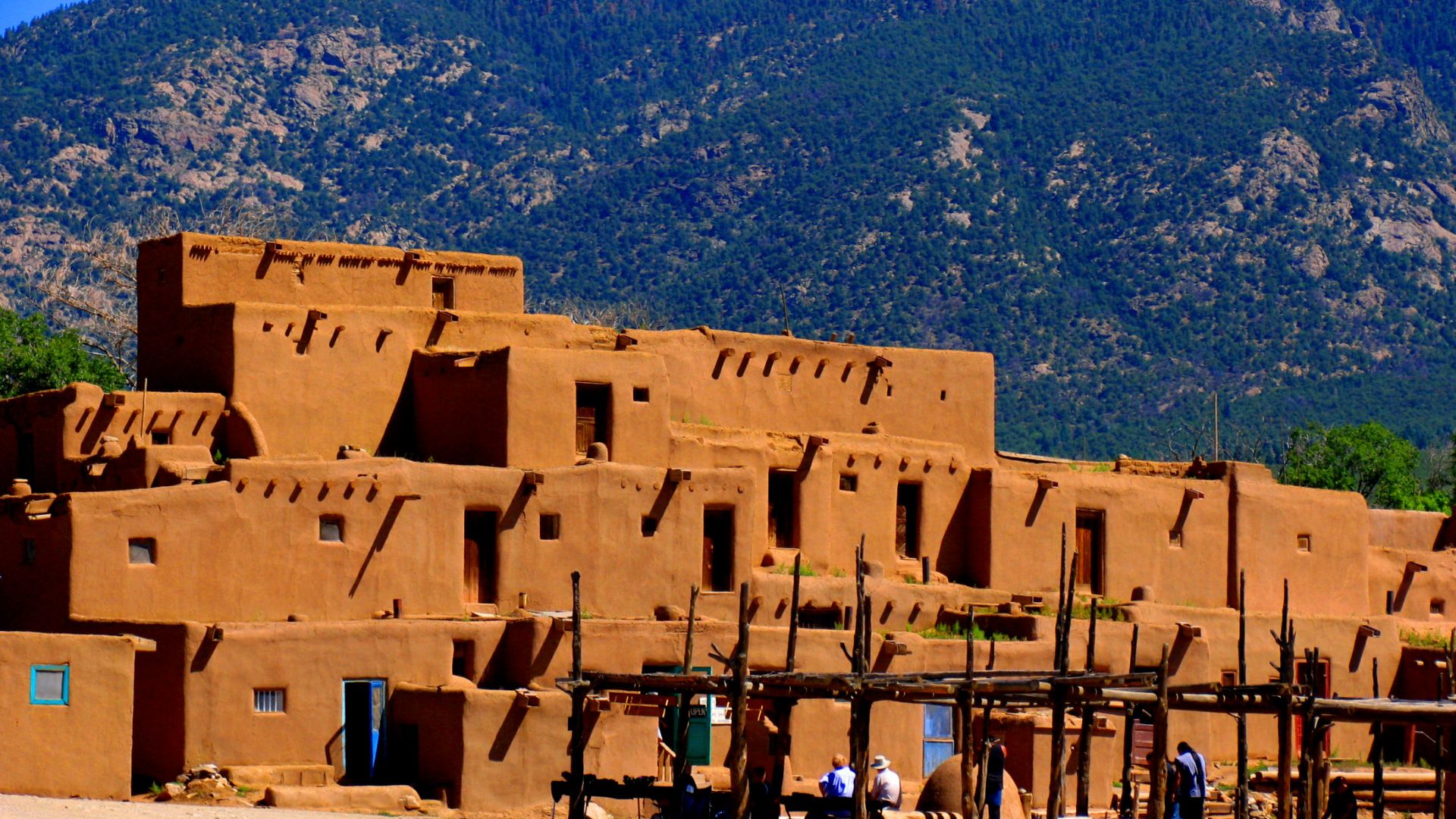 File:Taos Pueblo2.jpg