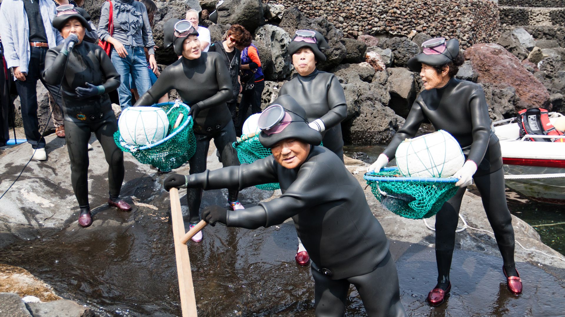 File:Haenyo 8101.jpg