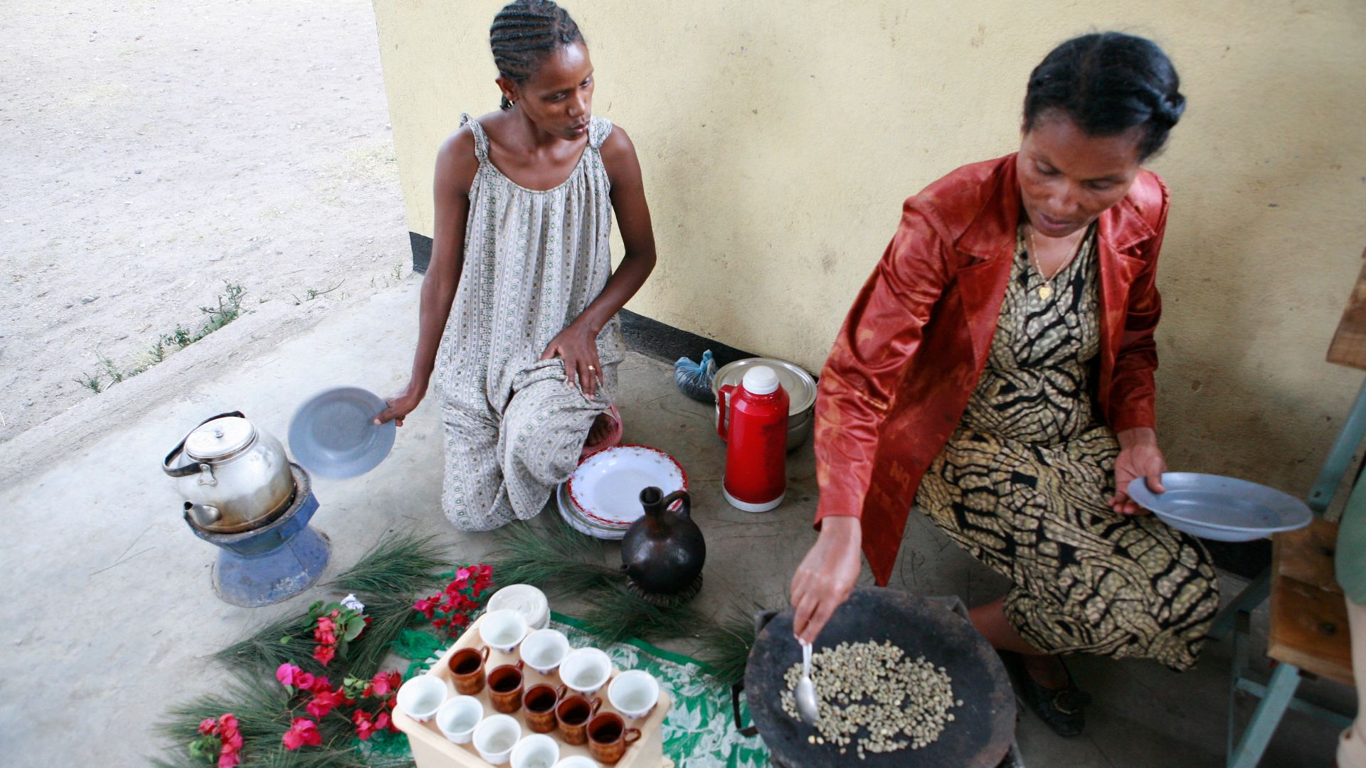 File:Ethiopian Coffee Ceremony 011.jpg