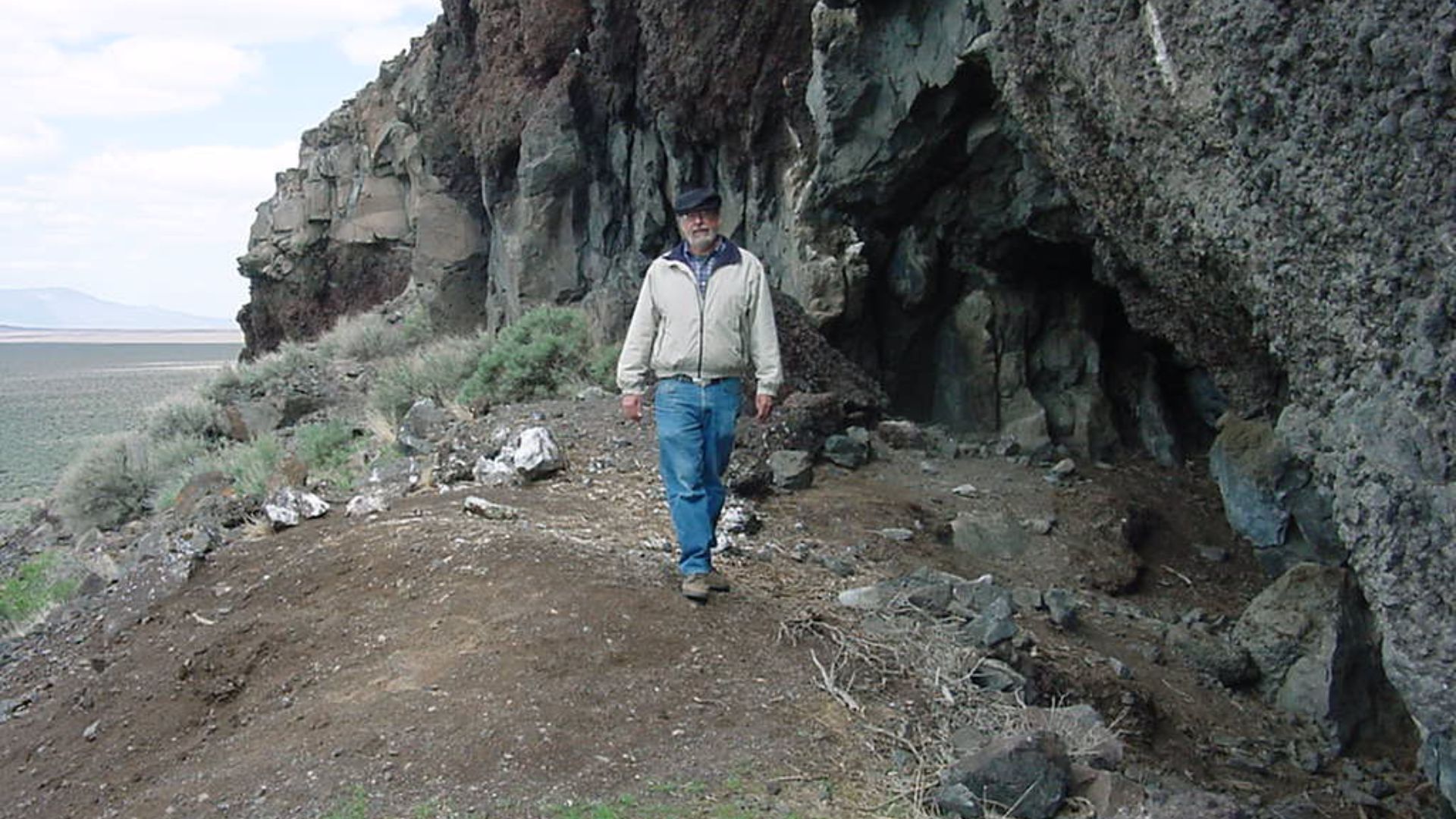 File:Paisley caves - Fossil Cave5.jpg