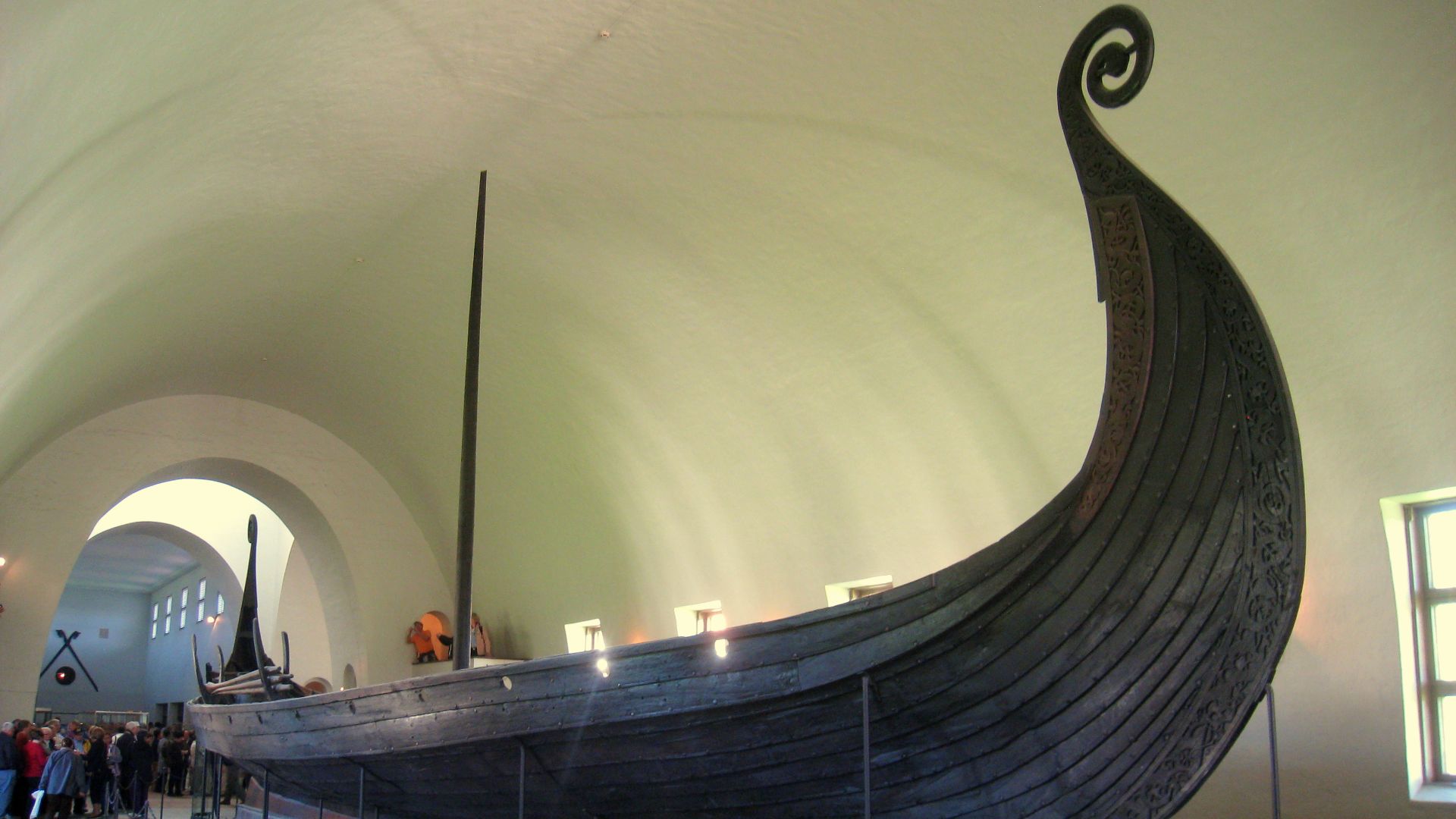File:Oseberg ship - IMG 9129.jpg