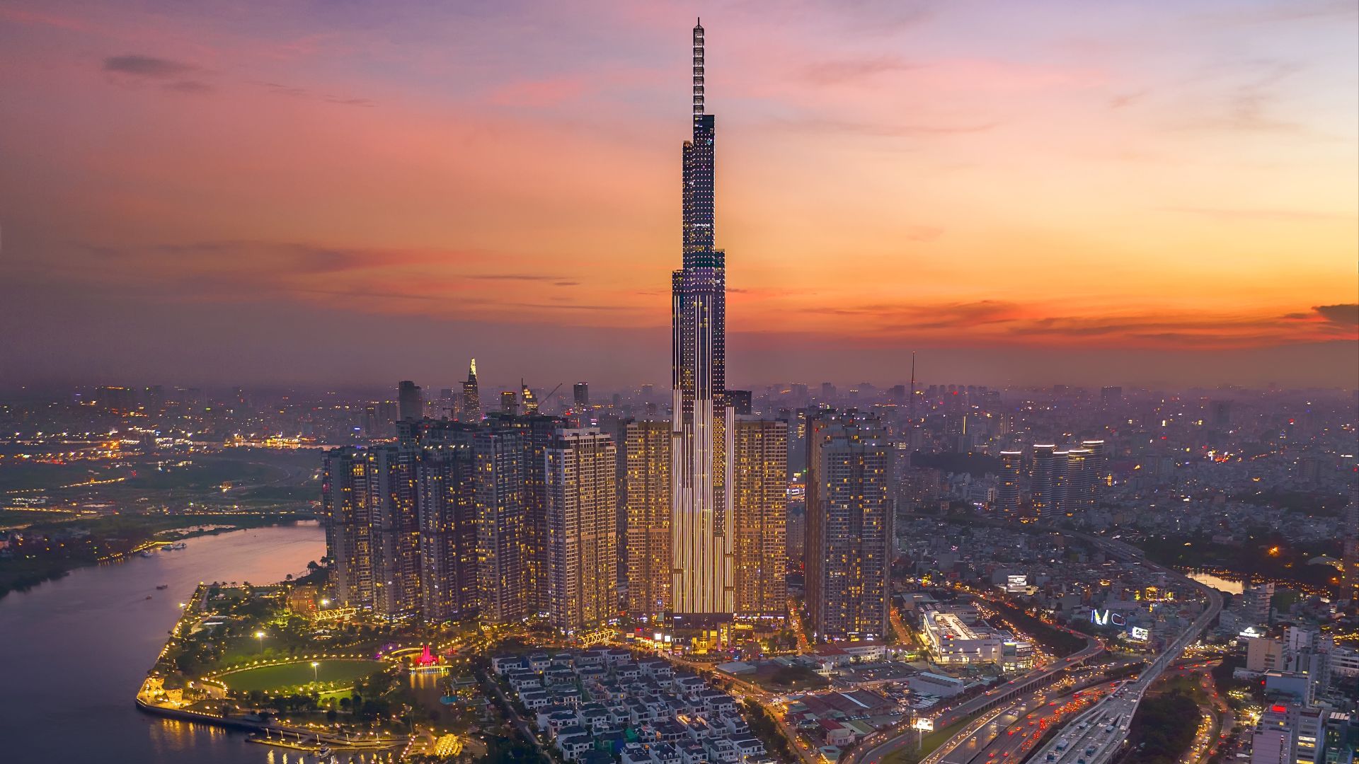 File:Ho Chi Minh City panorama 2019 (cropped2).jpg