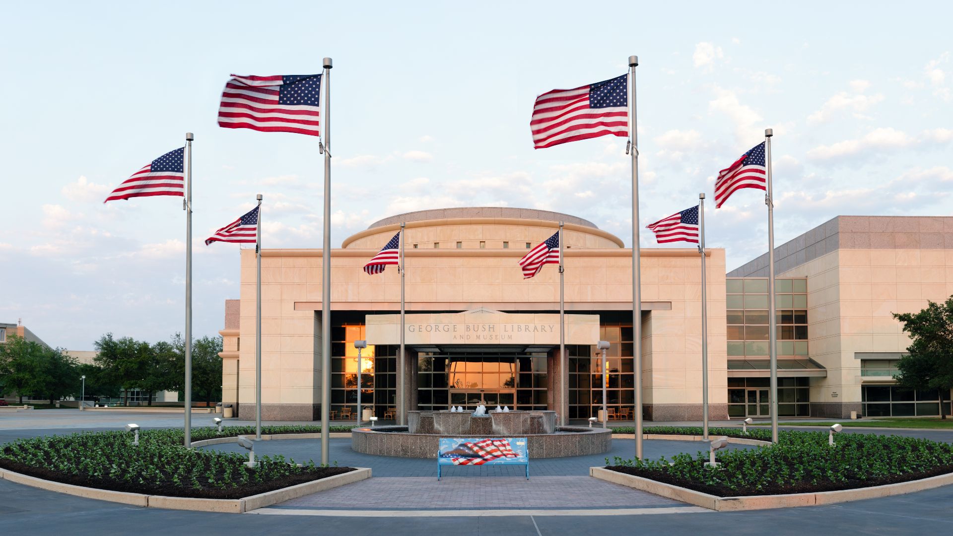 File:George Bush Presidential Library.jpg