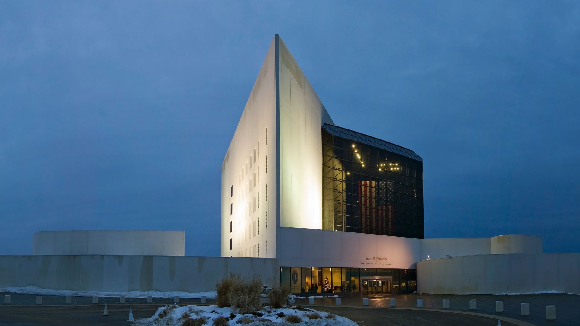 File:JFK library Stitch Crop.jpg