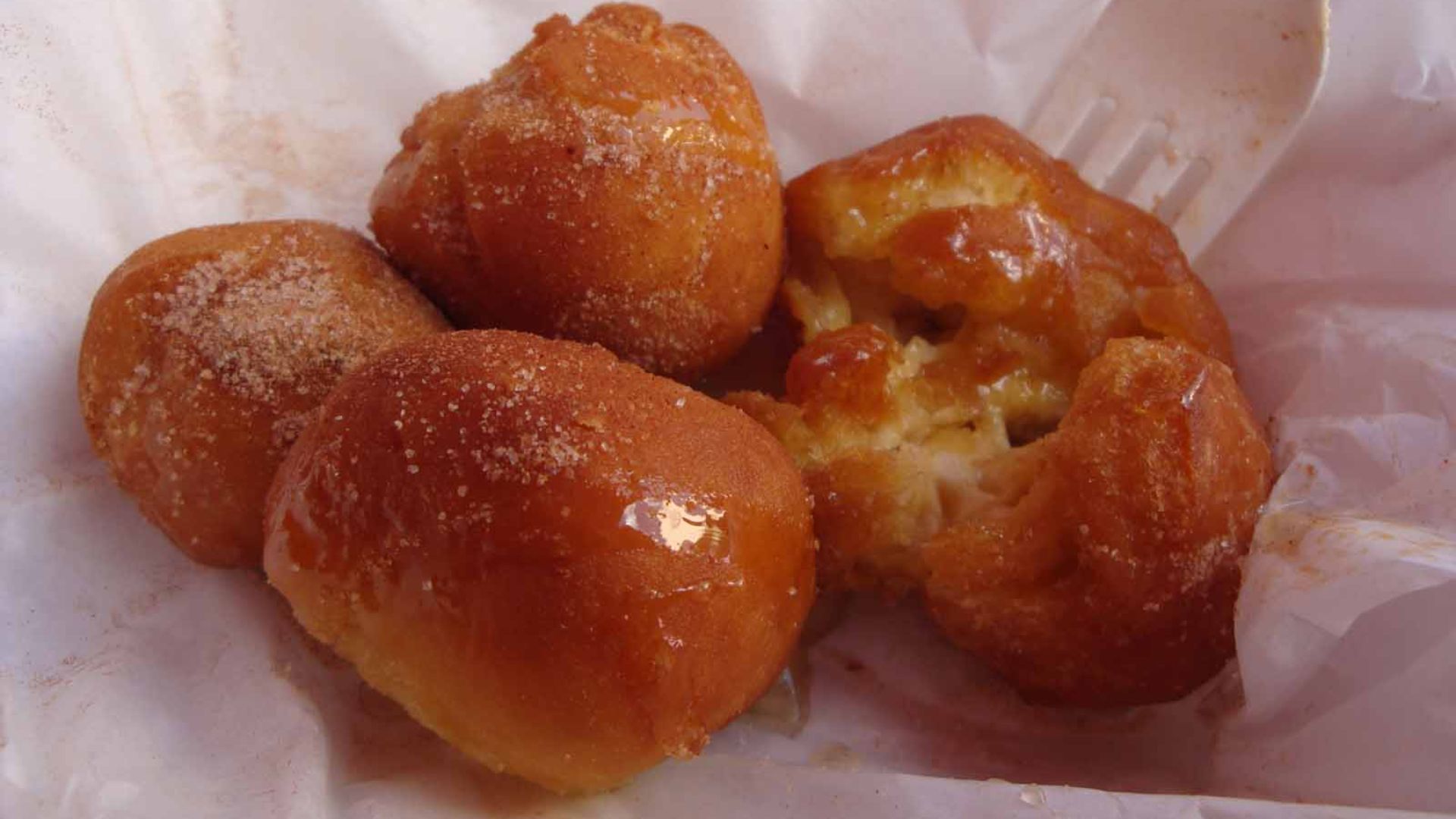 File:Deep-fried butter at State Fair of Texas 2009a.jpg