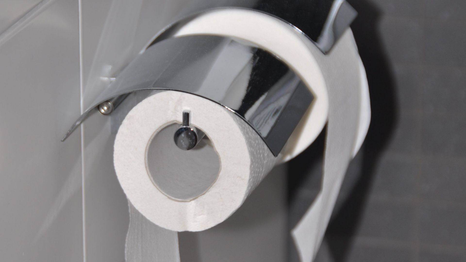 File:Toilet roll positions.jpg