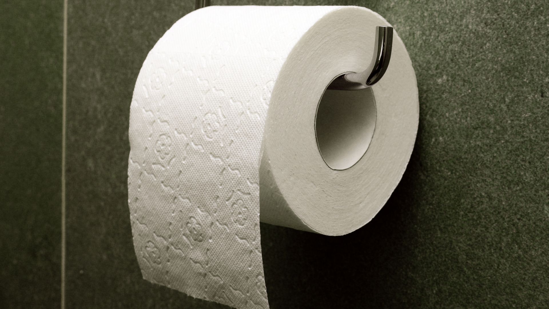 File:Toilet paper orientation over.jpg