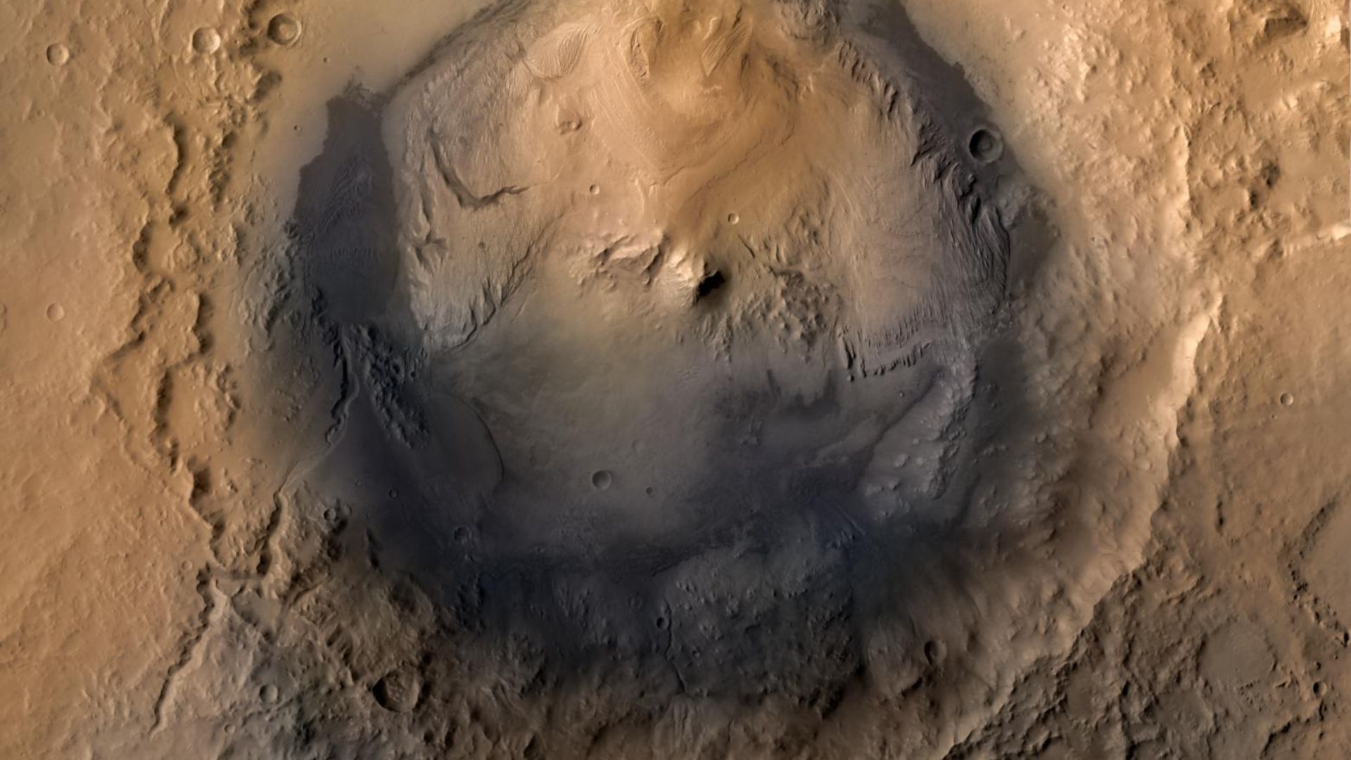File:Gale crater with Curiosity landing ellipse (PIA15687).jpg