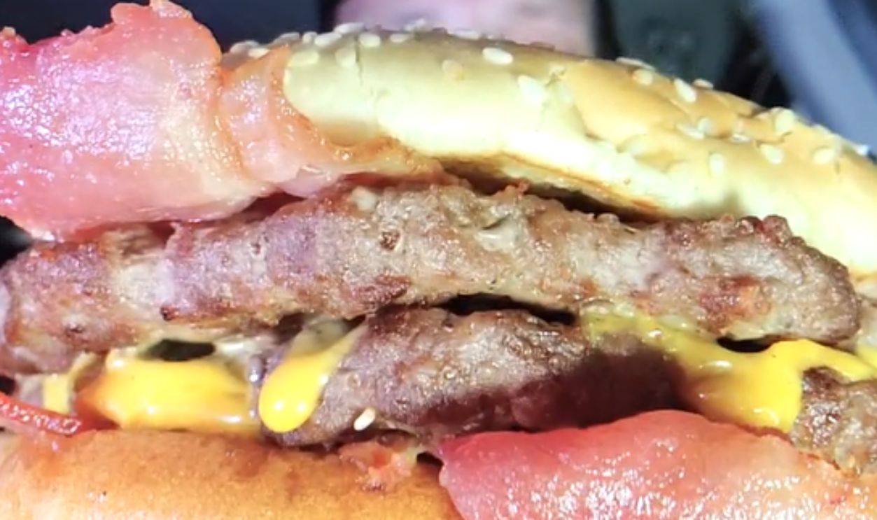 1,000-Calorie Burgers