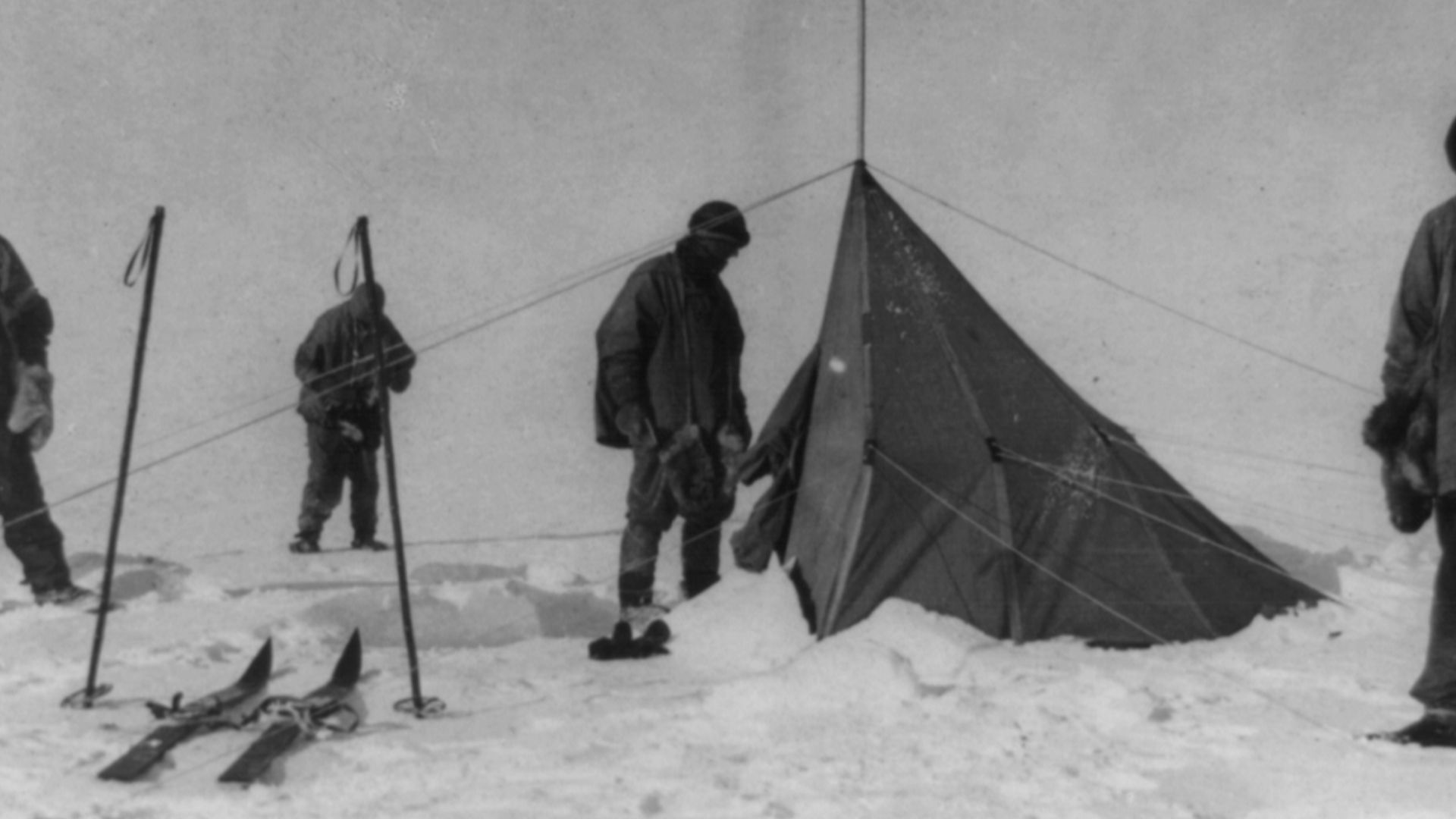 File:Terra Nova expedition at the South Pole - LOC 3a12745u.jpg