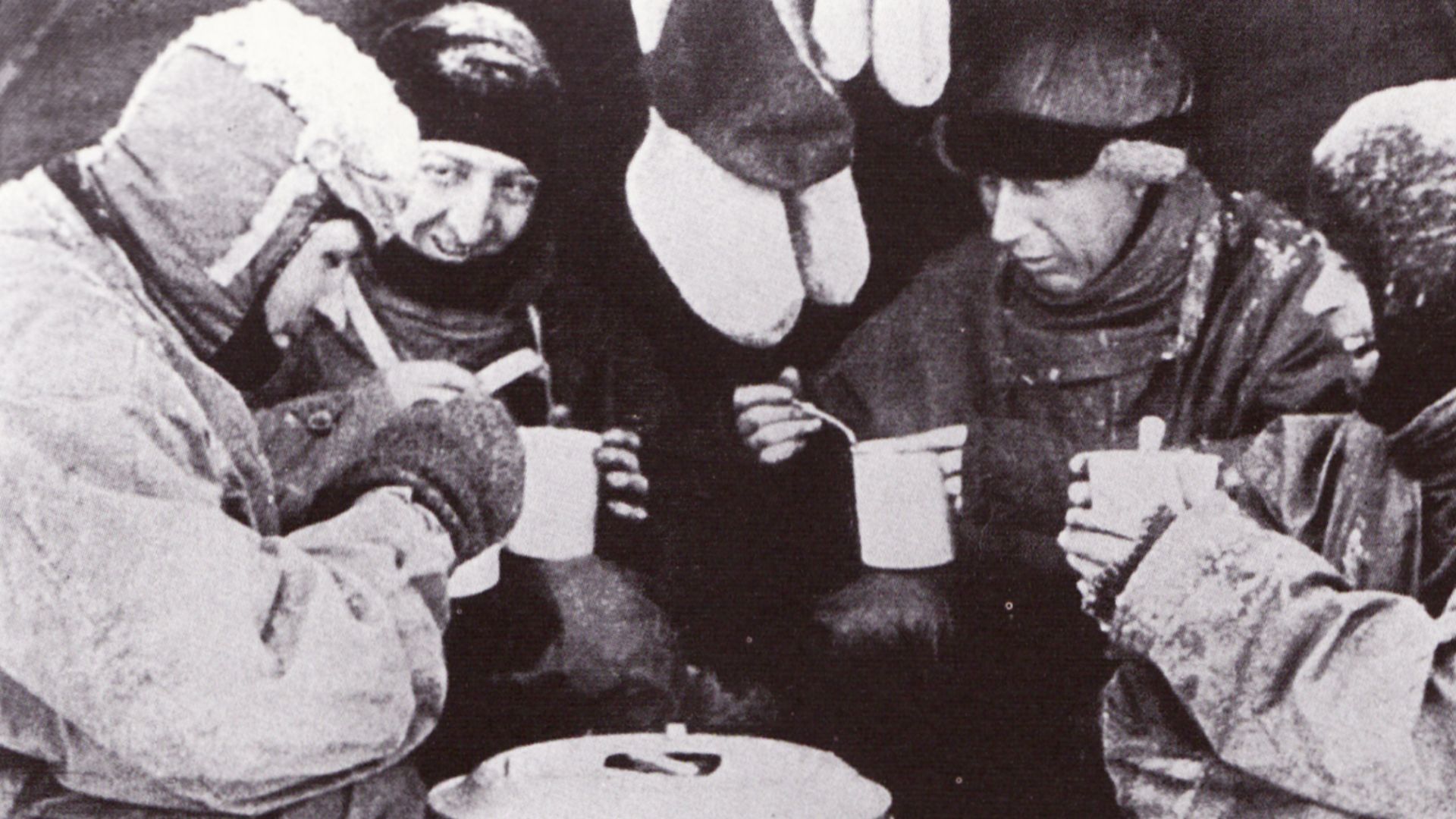 File:Mealtime - Evans Bowers Wilson Scott.jpg