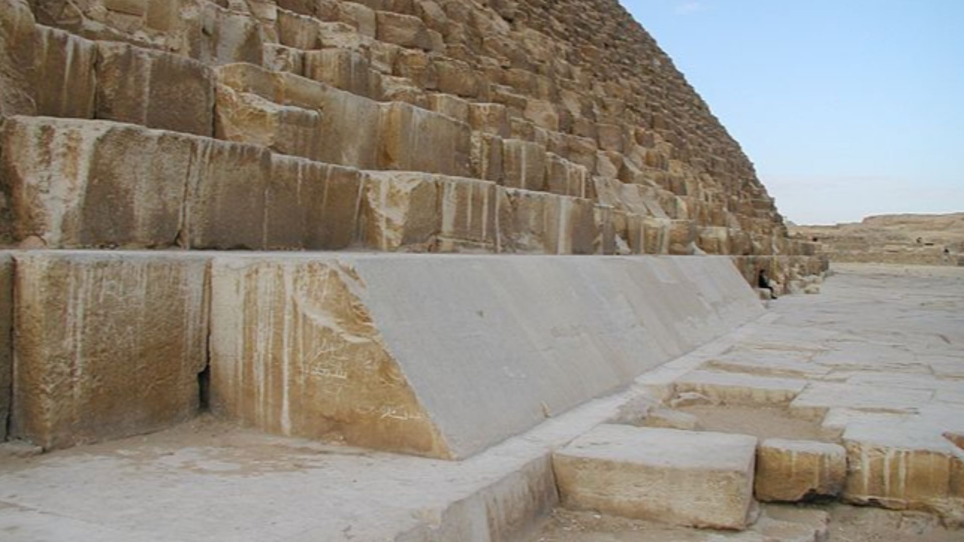 File:Cheops pyramid 02.jpg
