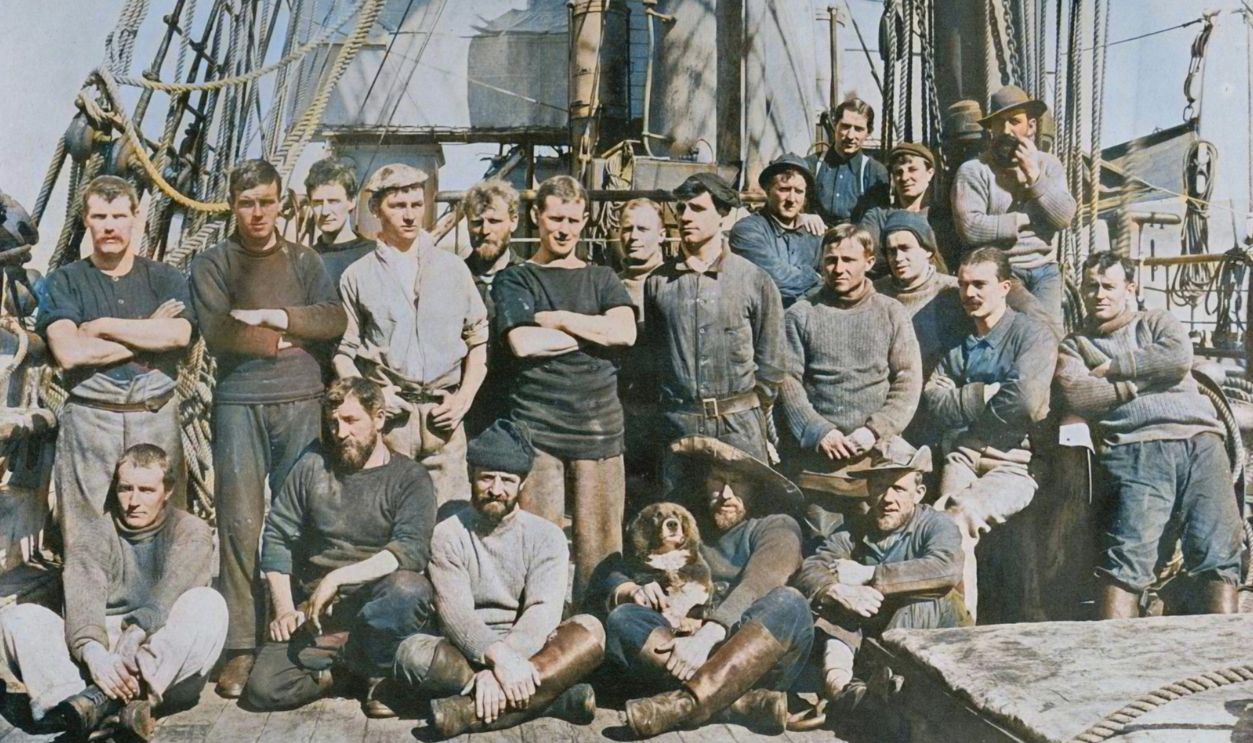 The Crew Of The Terra Nova