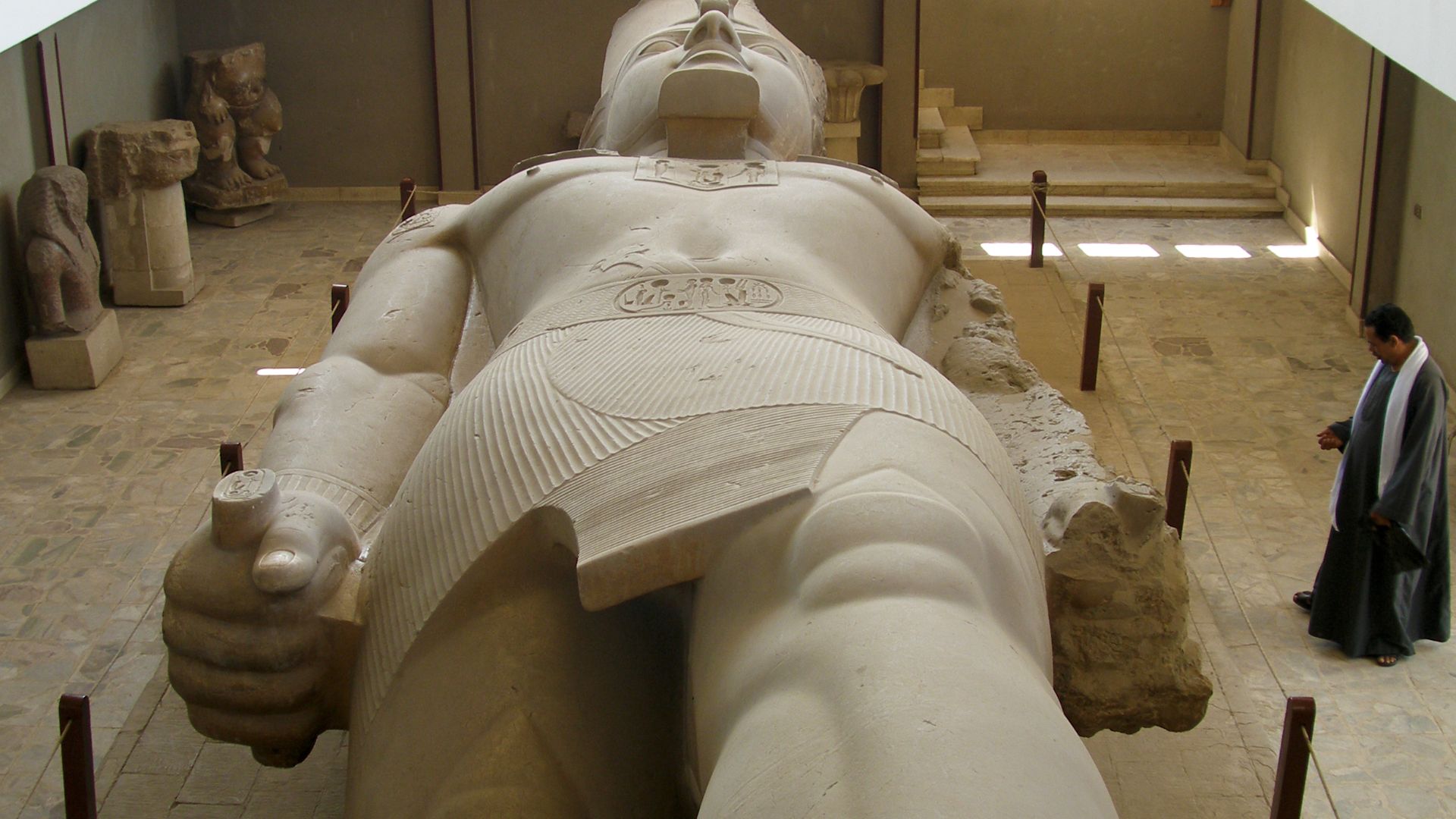 File:Memphis, Pharaoh Rameses II, Ancient Egypt.jpg