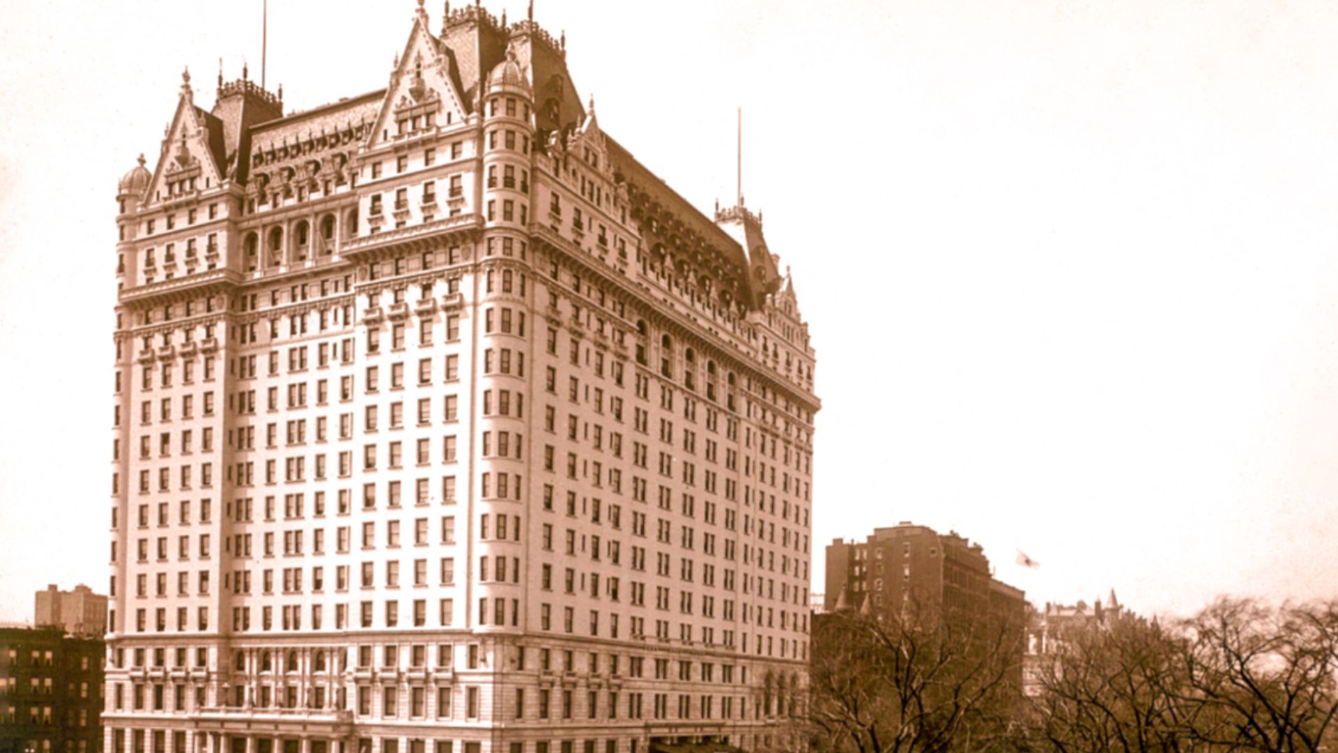 File:Plaza Hotel NYC.jpg
