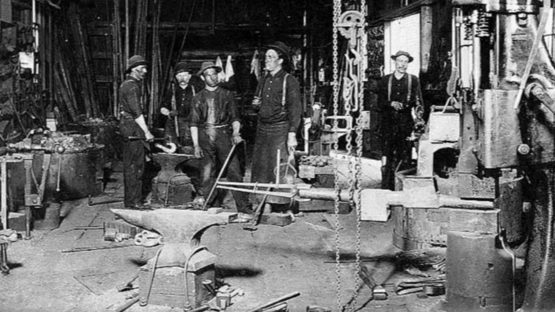 File:Isaacson Steel Mill interior showing workers and equipment, Seattle, probably between 1900 and 1910 (INDOCC 43).jpg