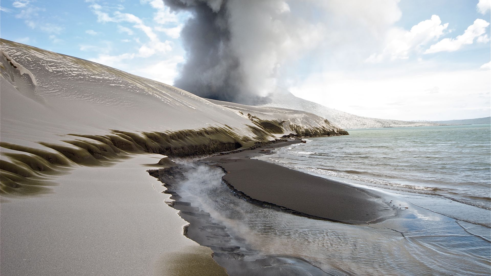 File:Volcanic Ash Dunes.jpg