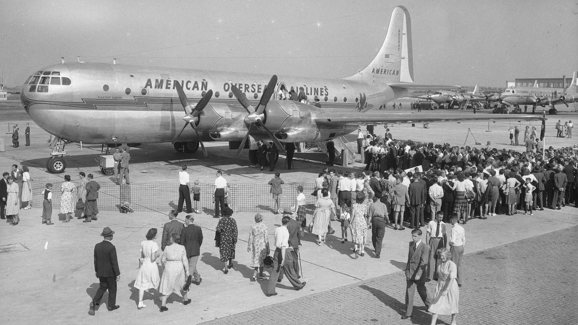 File:Stratocruiser op Schiphol, Bestanddeelnr 903-5913.jpg